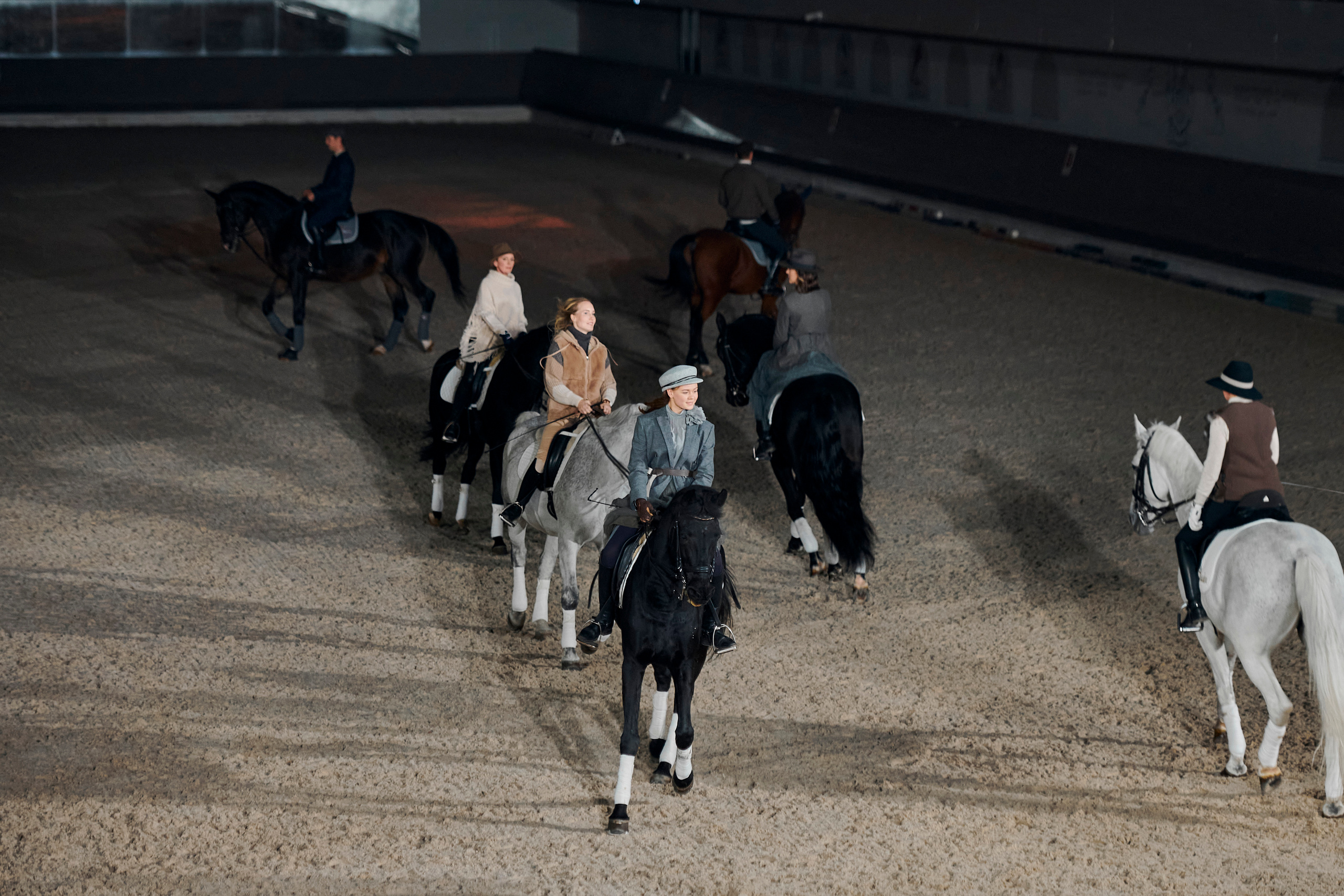 Модный показ «Кашемир и Шелк». Фотограф Постольник Дарья