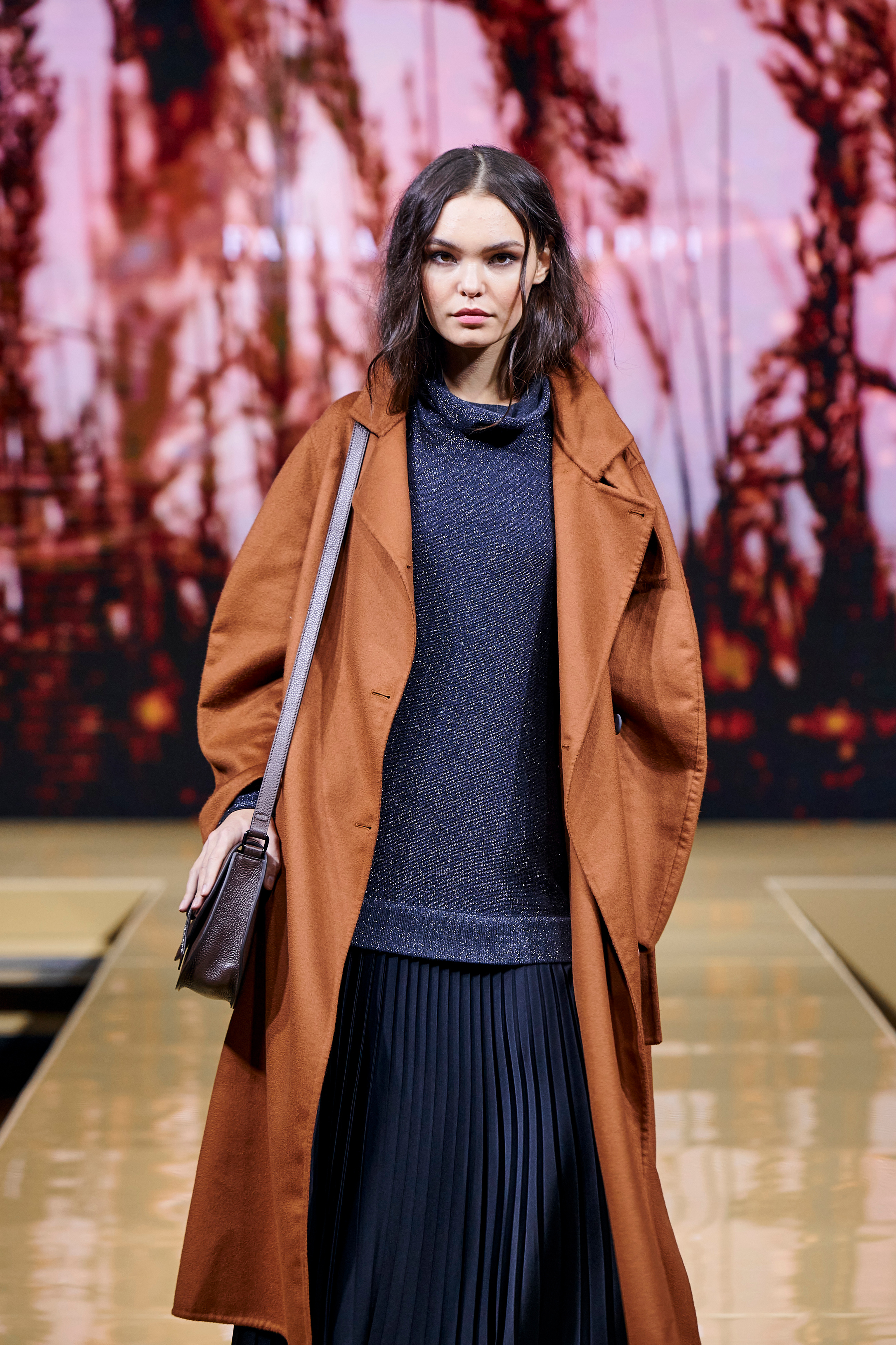 Модный показ «Кашемир и Шелк». Фотограф Постольник Дарья