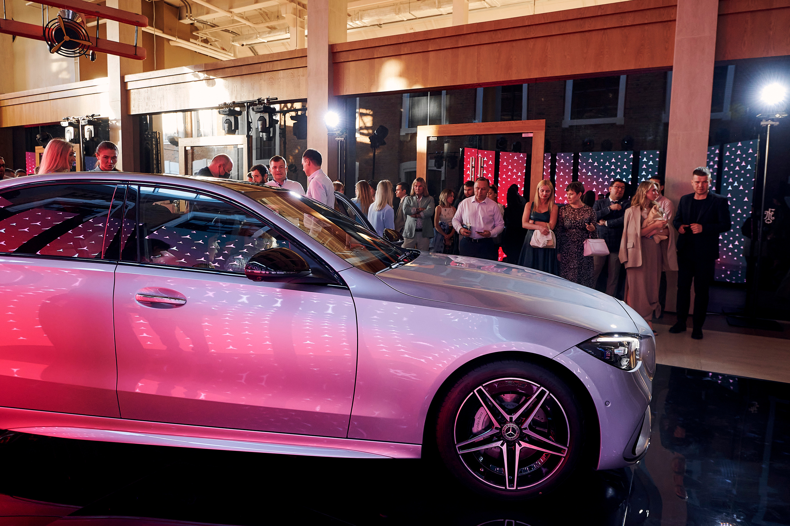 Презентация Mercedes C-класс. Фотограф Постольник Дарья