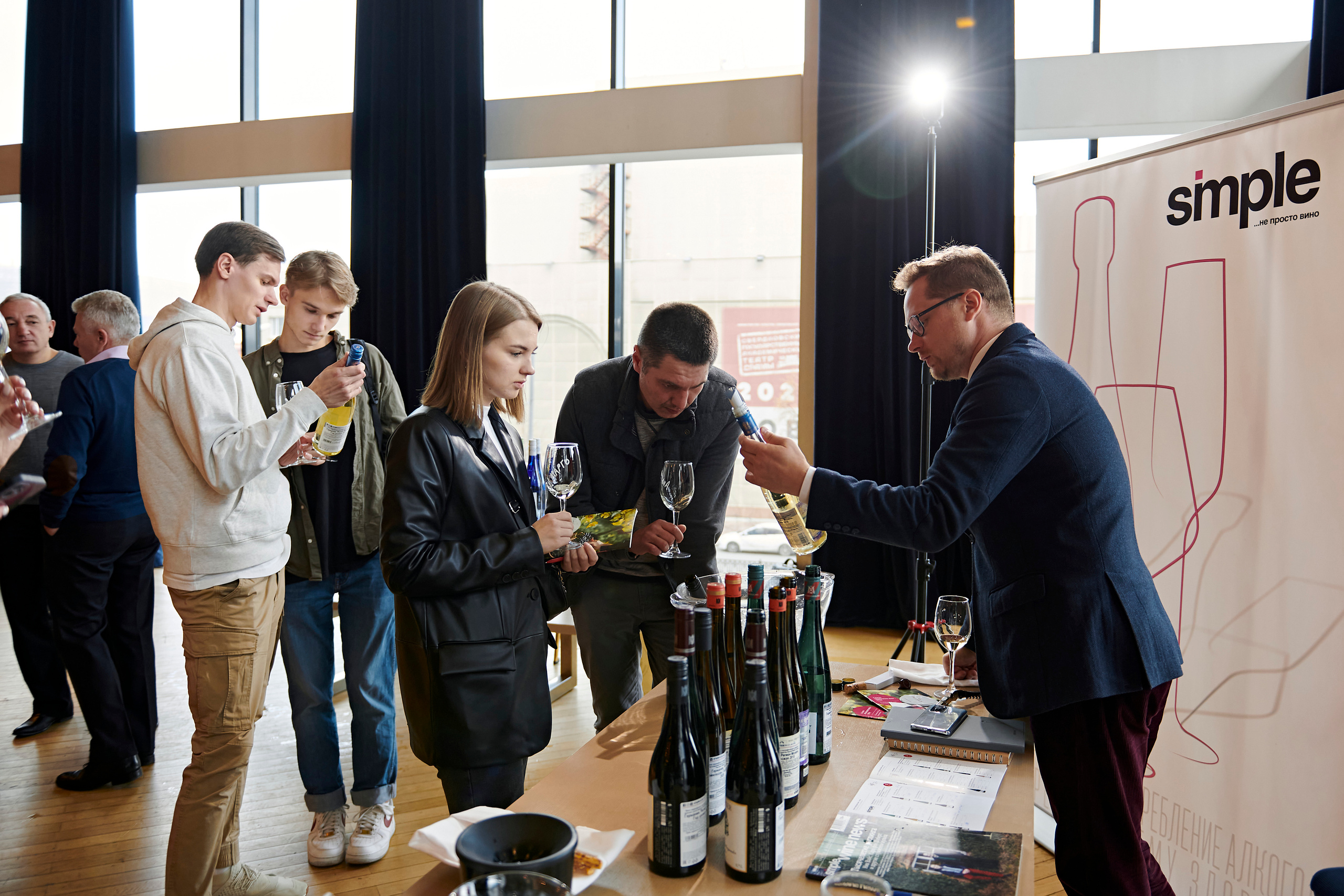 Винная дегустация для сомелье. Фотограф Постольник Дарья