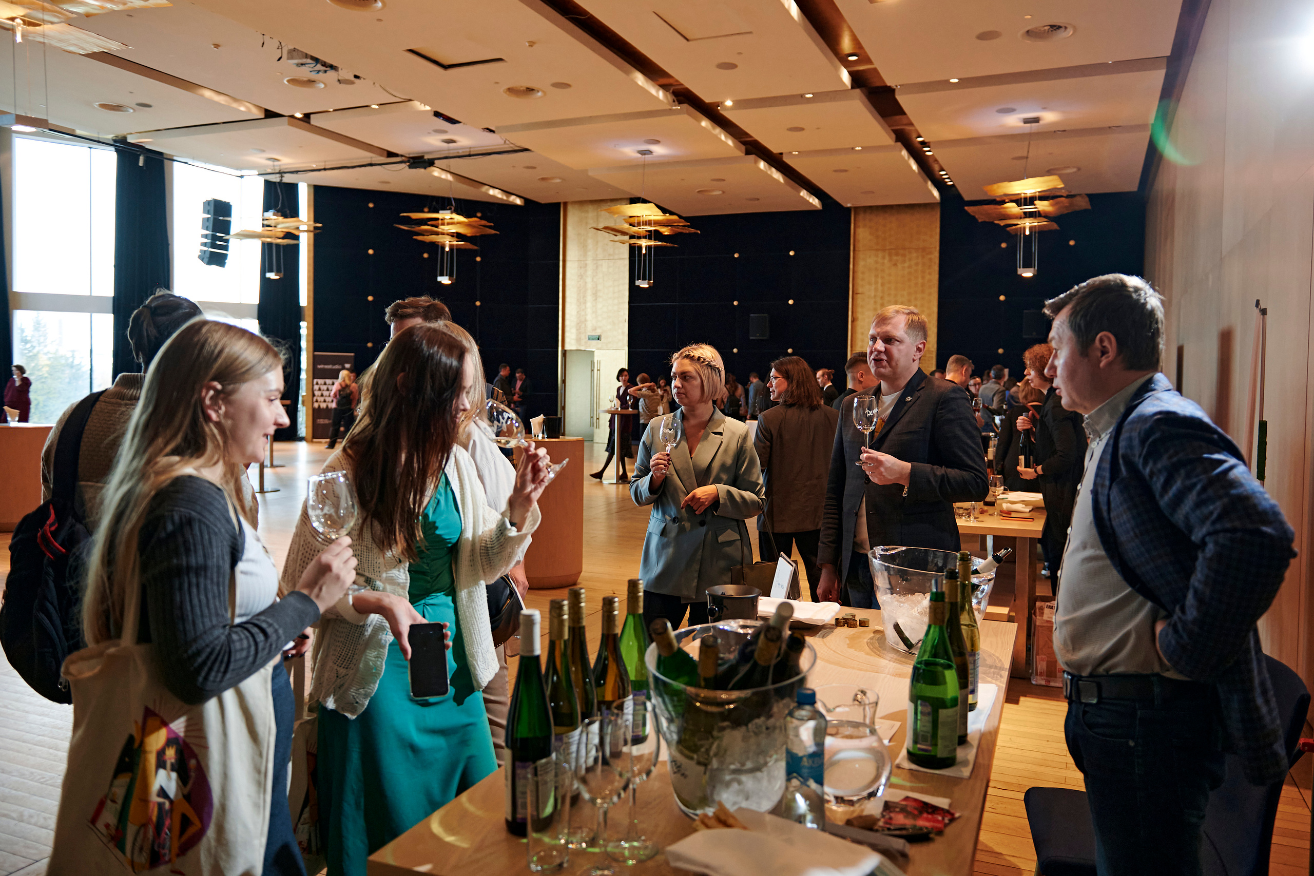 Винная дегустация для сомелье. Фотограф Постольник Дарья