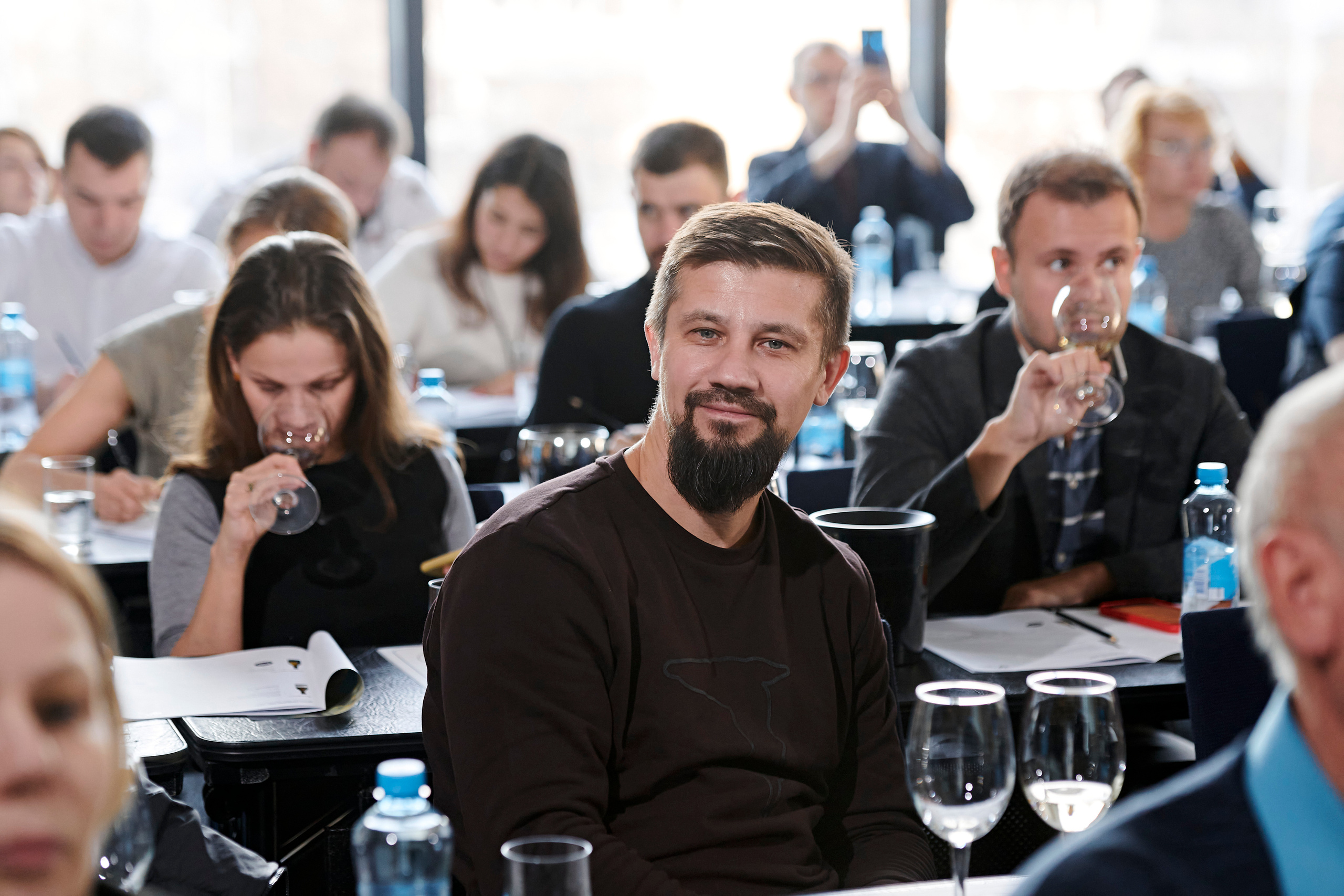 Винная дегустация для сомелье. Фотограф Постольник Дарья