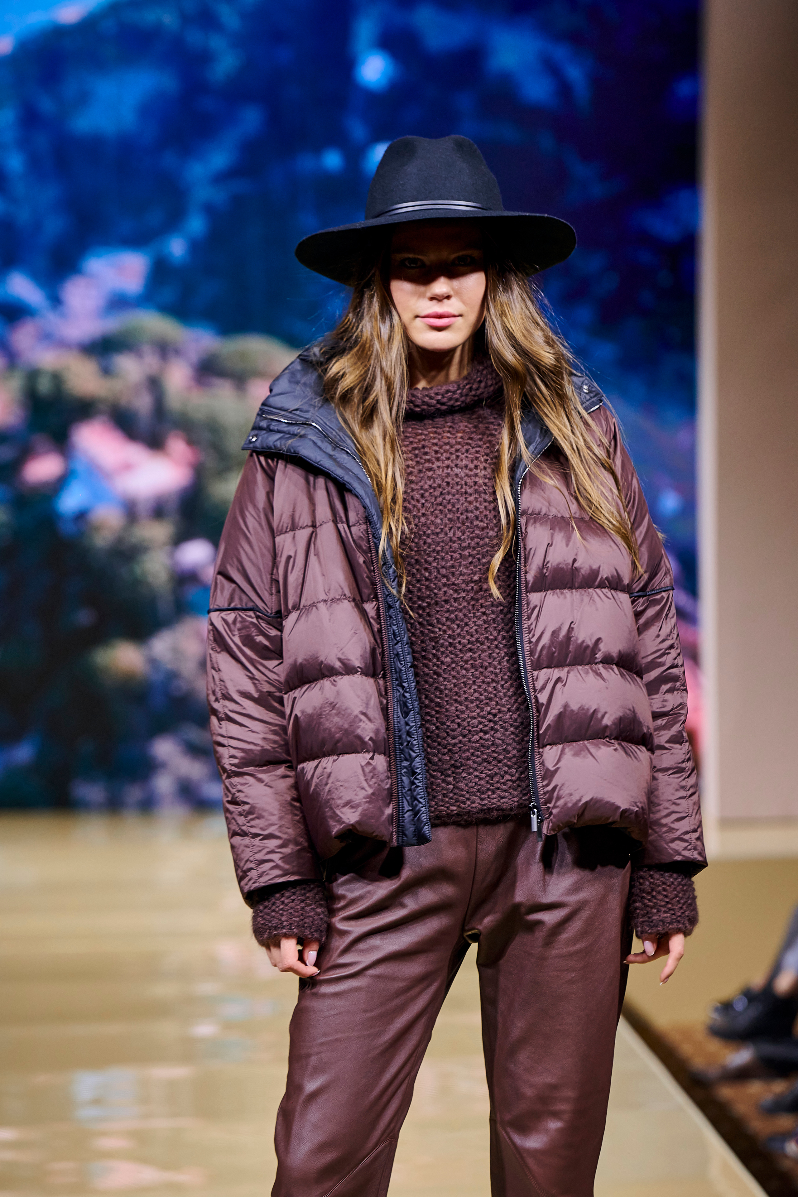 Модный показ «Кашемир и Шелк». Фотограф Постольник Дарья