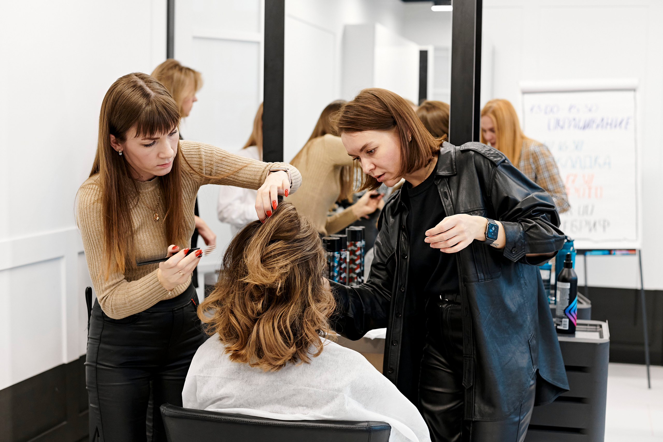 Мастер-класс по окрашиваниям и укладкам от Matrix. Фотограф Постольник Дарья