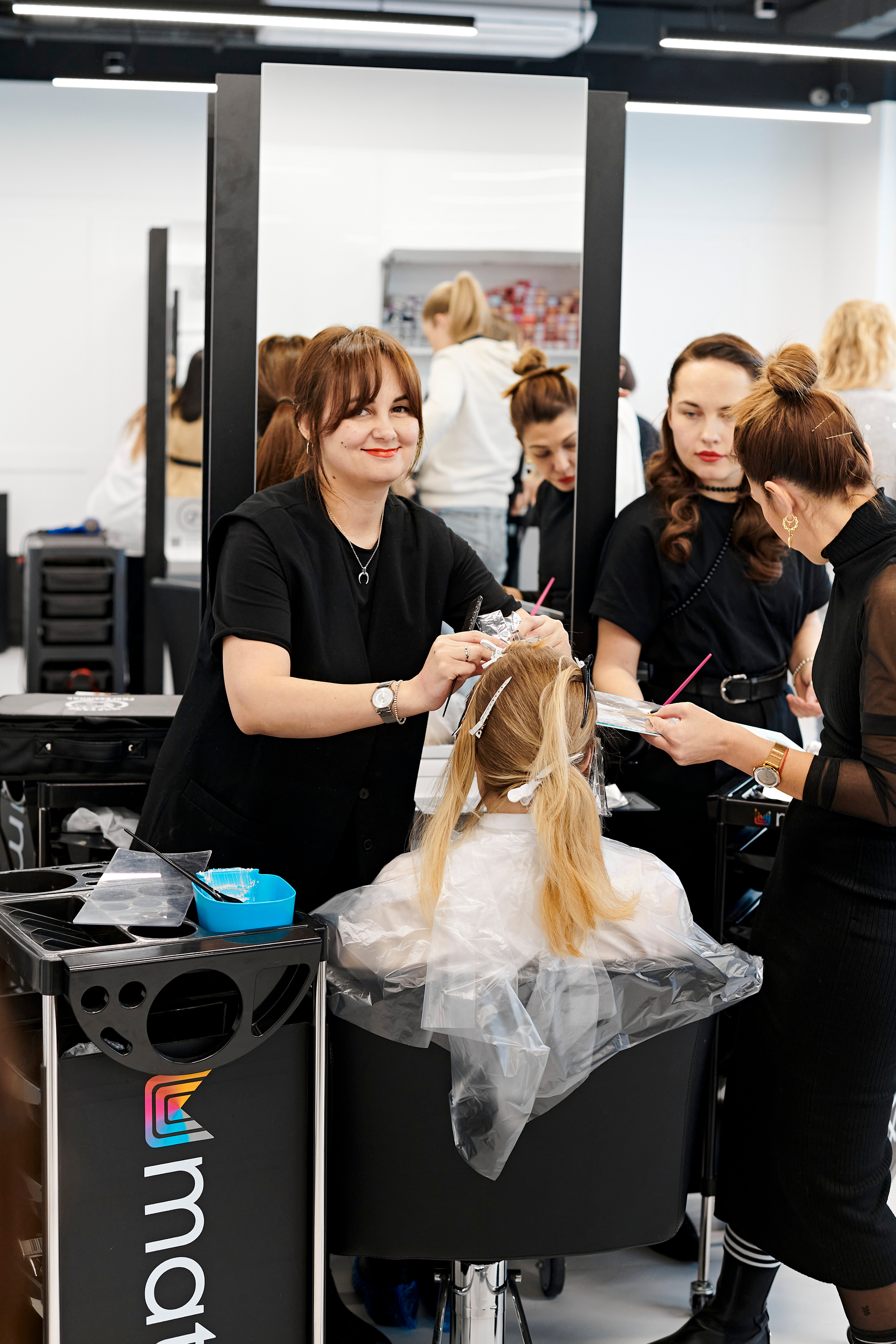 Мастер-класс по окрашиваниям и укладкам от Matrix. Фотограф Постольник Дарья