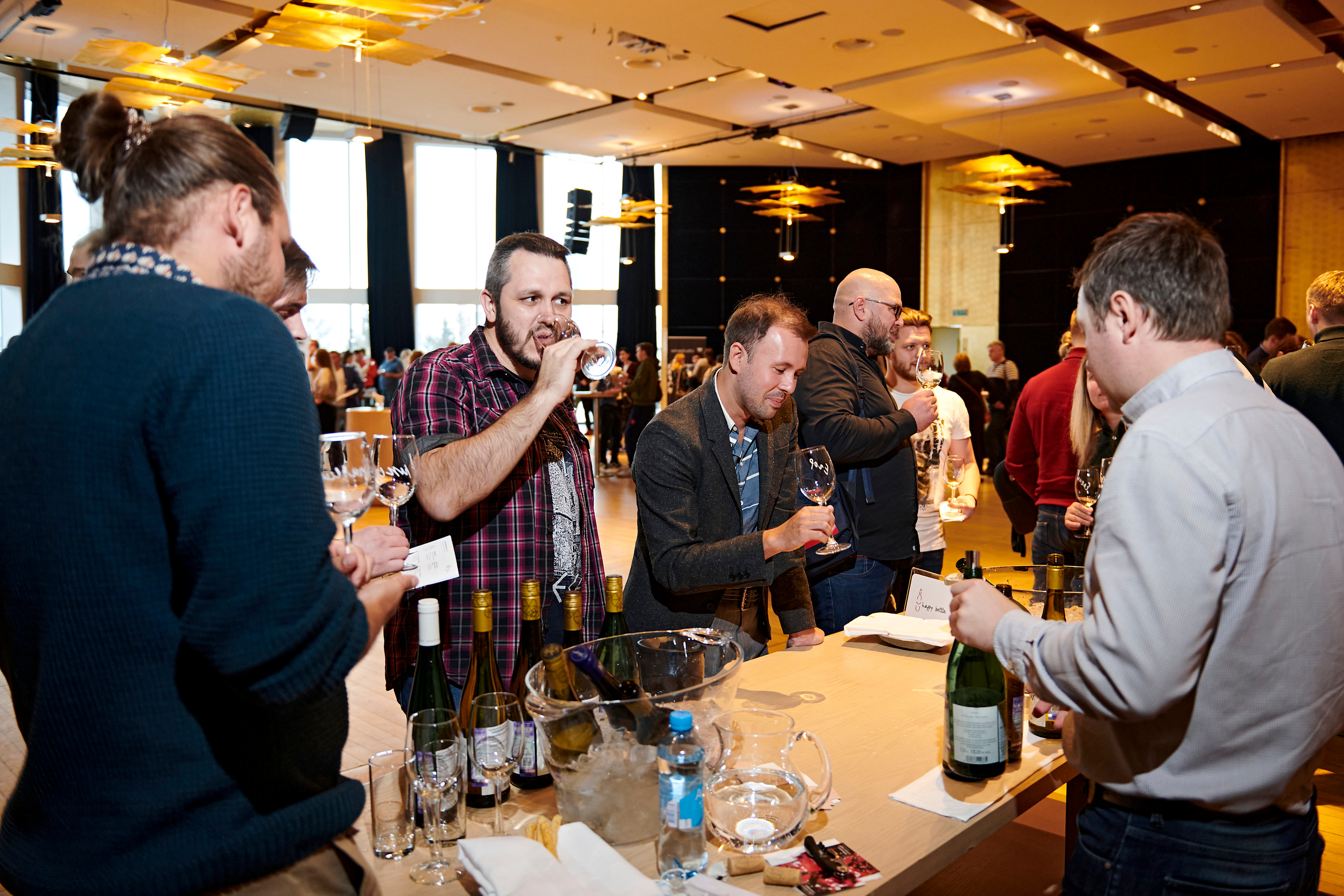 Винная дегустация для сомелье. Фотограф Постольник Дарья