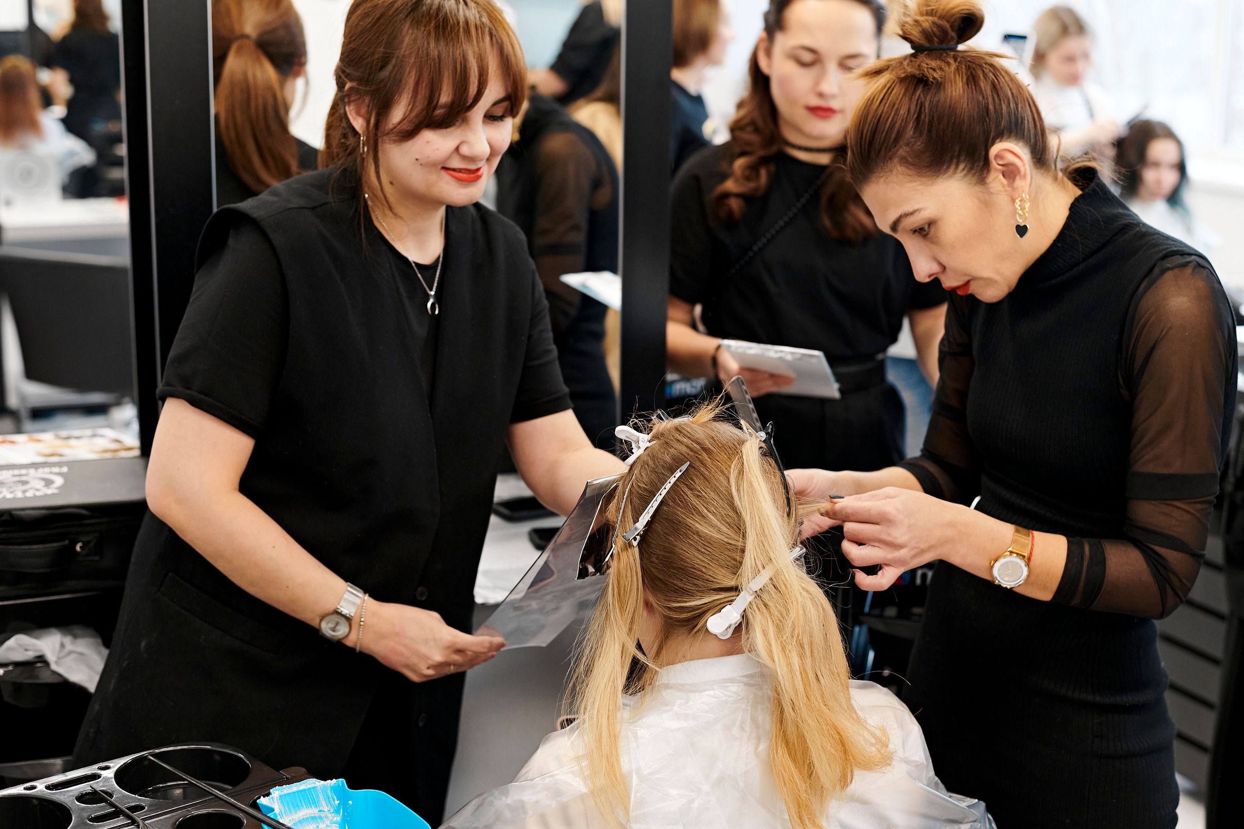 Мастер-класс по окрашиваниям и укладкам от Matrix. Фотограф Постольник Дарья