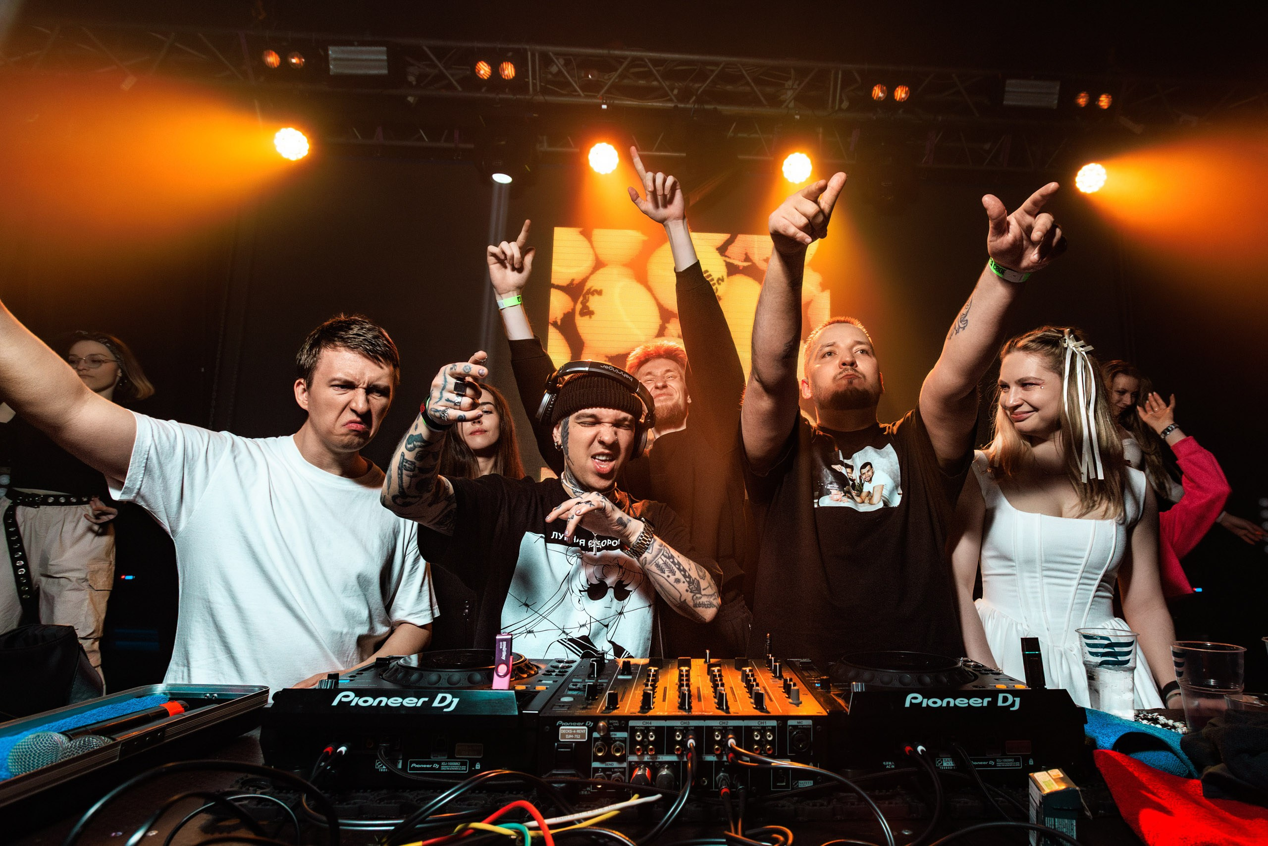 25.04.25 WinX x Рома Жёлудь. Репортажный фотограф Екатеринбург | Яркий, качественный репортаж | Концерты, клубы, репортаж, праздники, корпоративы