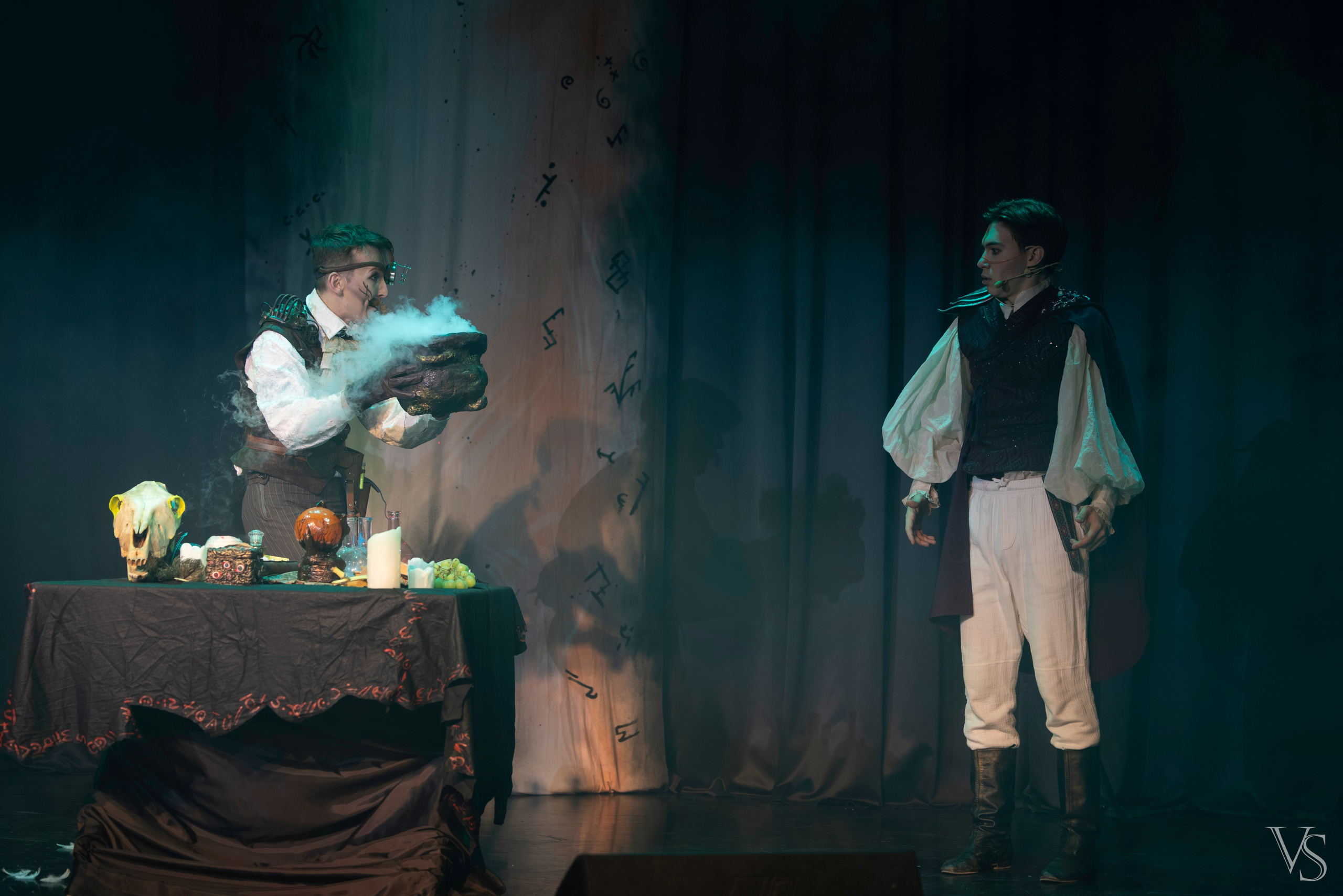 Книга стихий 25.01. Фотограф Виктор Степанов