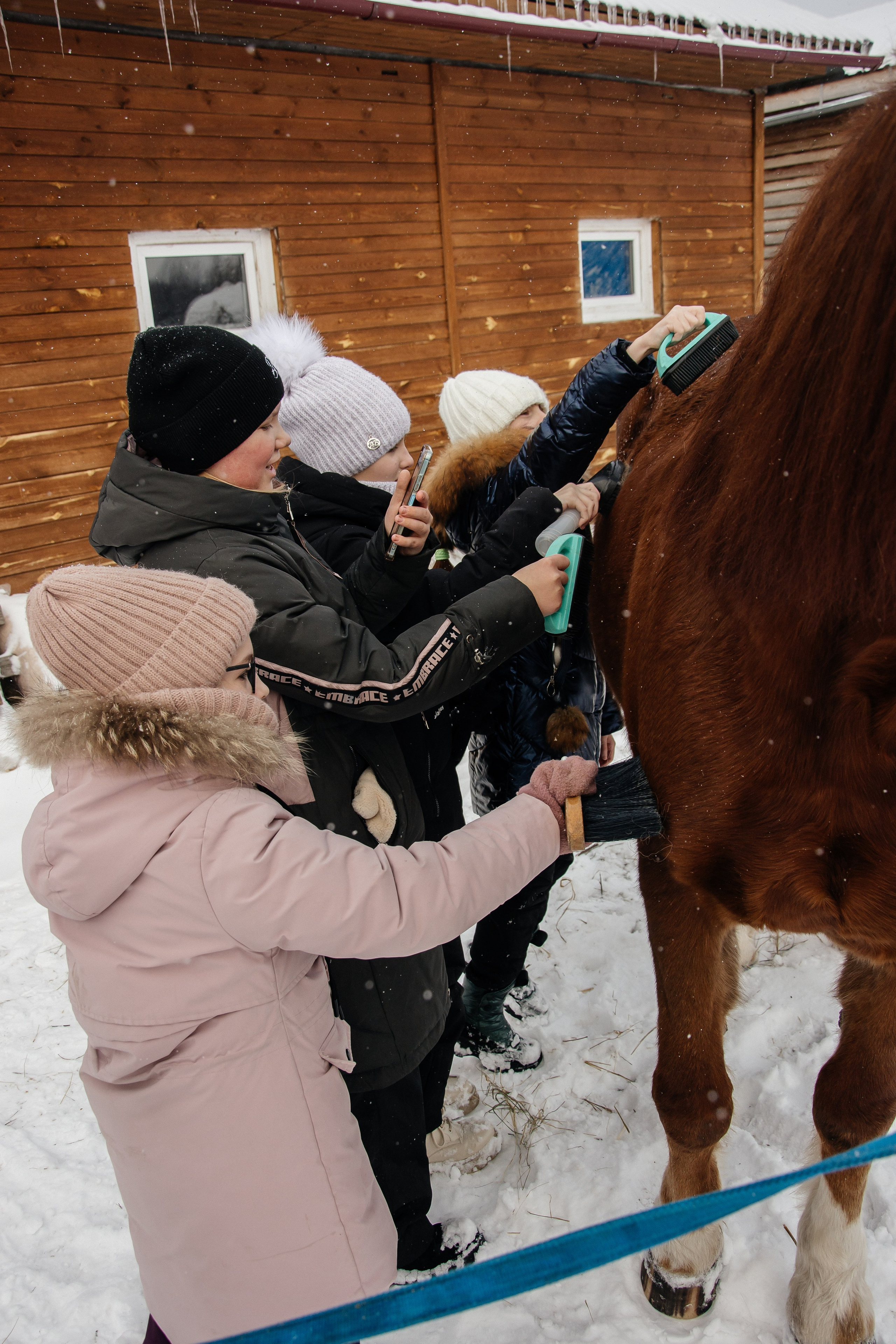 Детская прогулка. Фотограф на все случаи