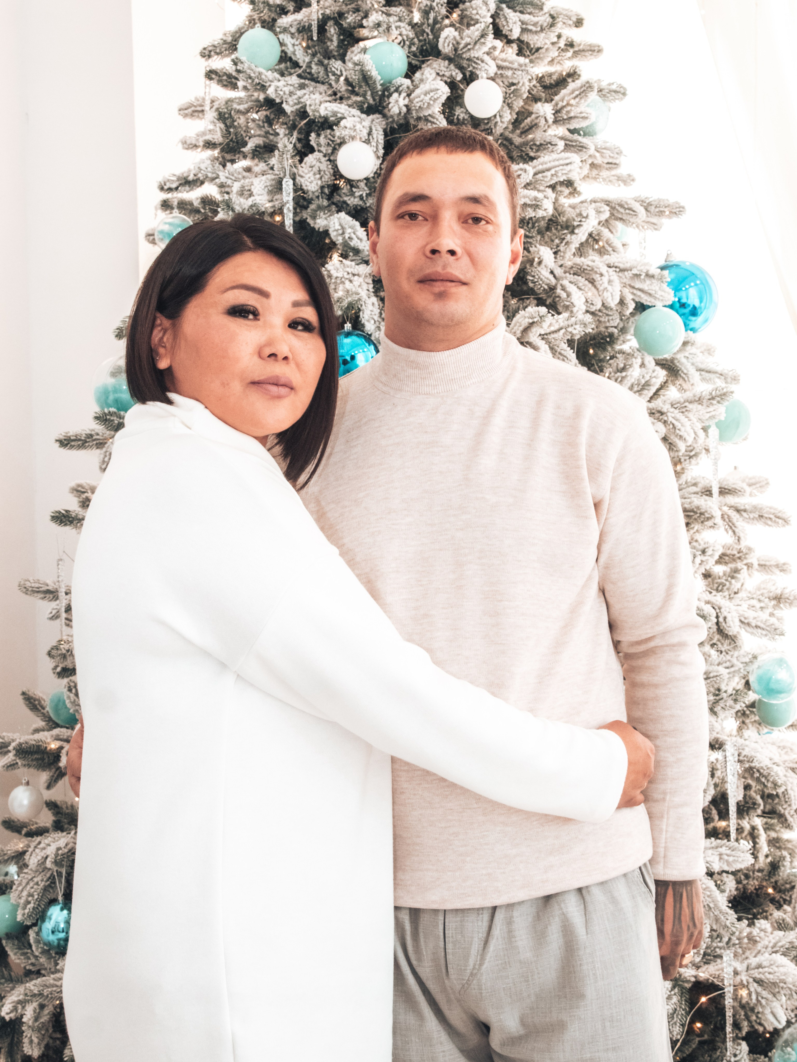 Съёмка прекрасной семьи в зале Лайт. PhotoMeet — Фотограф в Улан-Удэ