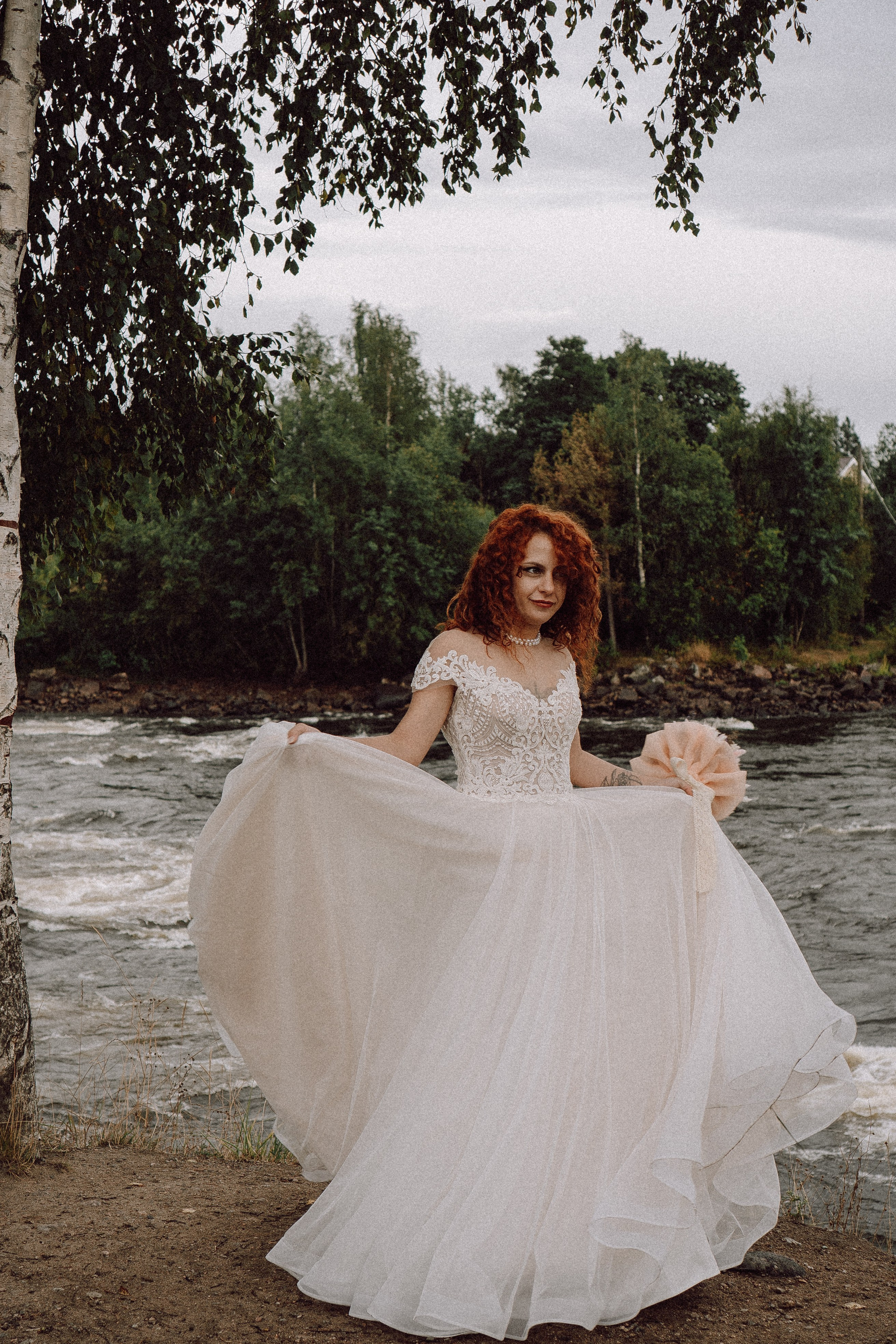 СВАДЕБНАЯ ФОТОСЕССИИЯ ПАРЫ В ГОРОДЕ ПРИОЗЕРСК В СОСНОВОМ ЛЕСУ И С ПИКАПОМ. Профессиональный фотограф, Санкт-Петербург — Виктория Богомолова