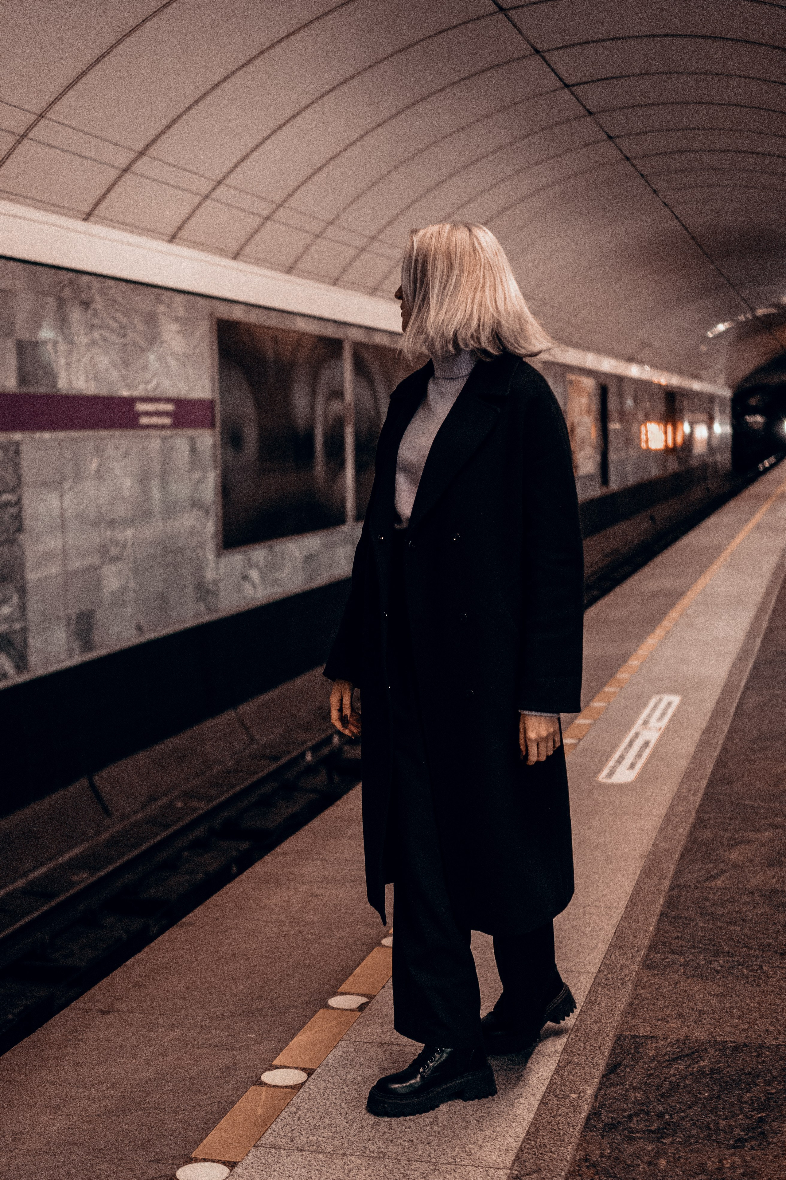 Анастасия в Метро. Профессиональный фотограф, Санкт-Петербург — Виктория Богомолова