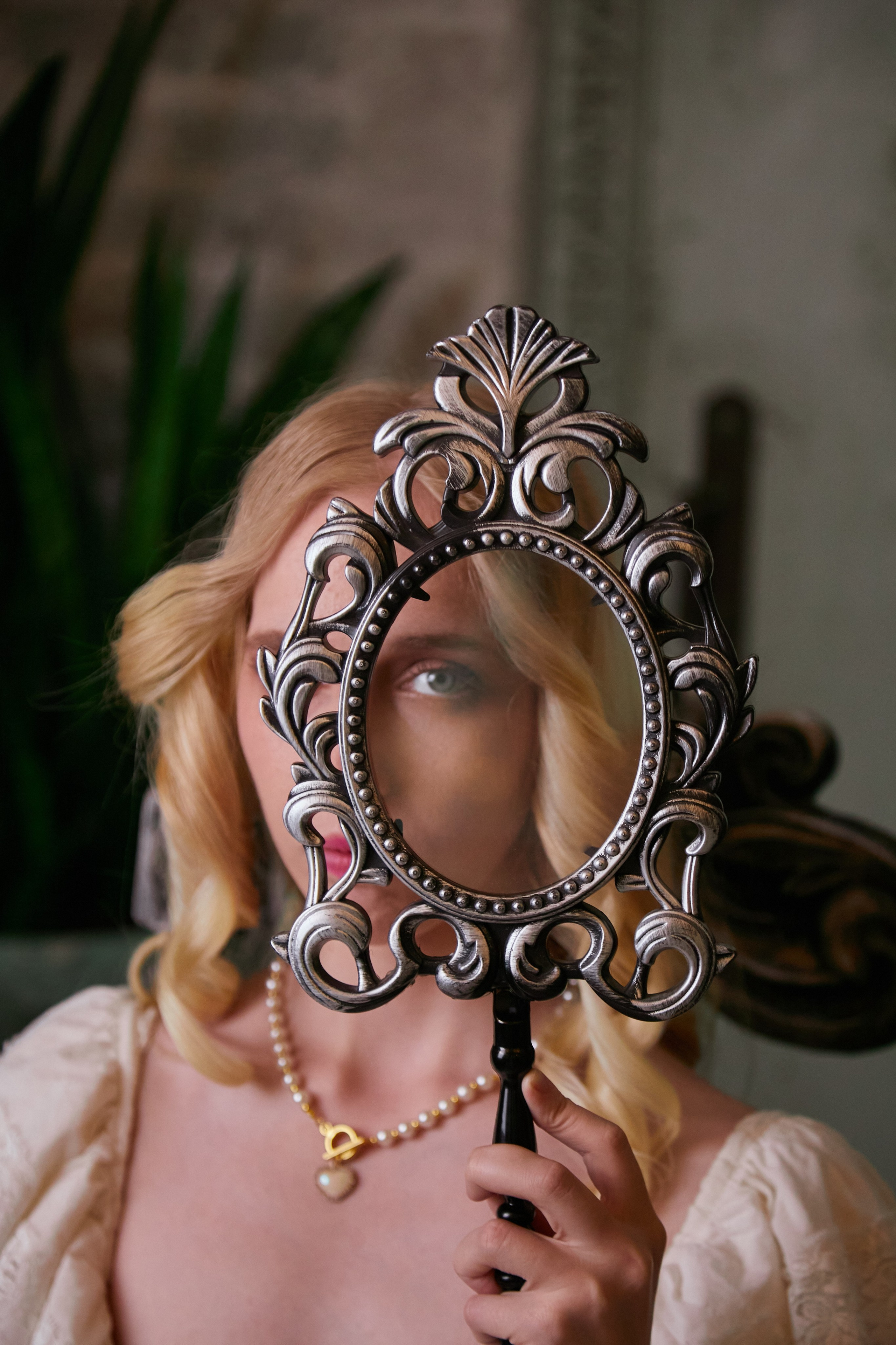 «Готика». Свадебный и креативный фотограф в ЮФО и МСК