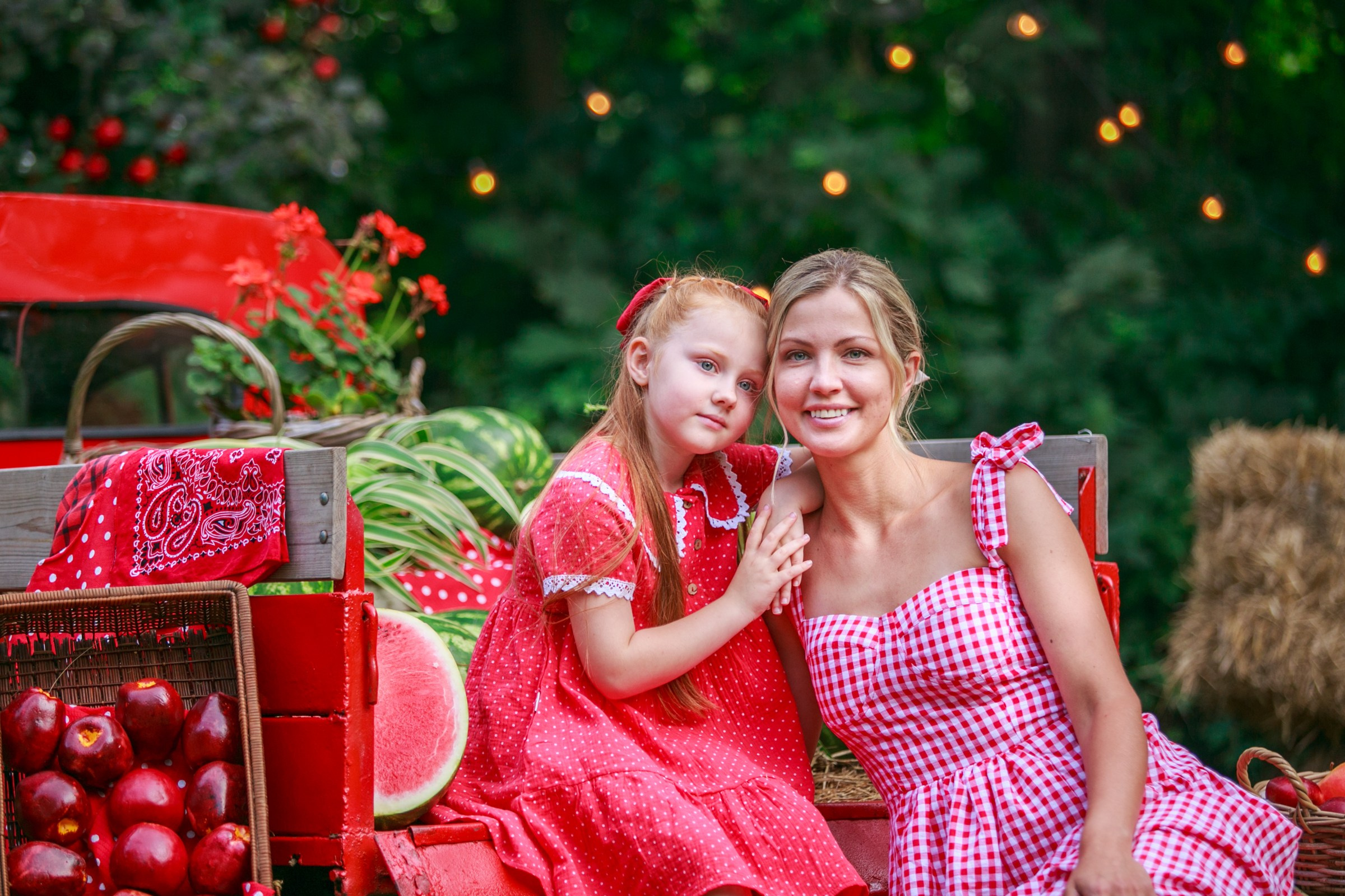 Фотосессия с арбузами, пикап с арбузами, съёмка с арбузами, летняя фотосессия с арбузами. Семейный и детский фотограф в Москве Мария Быкова