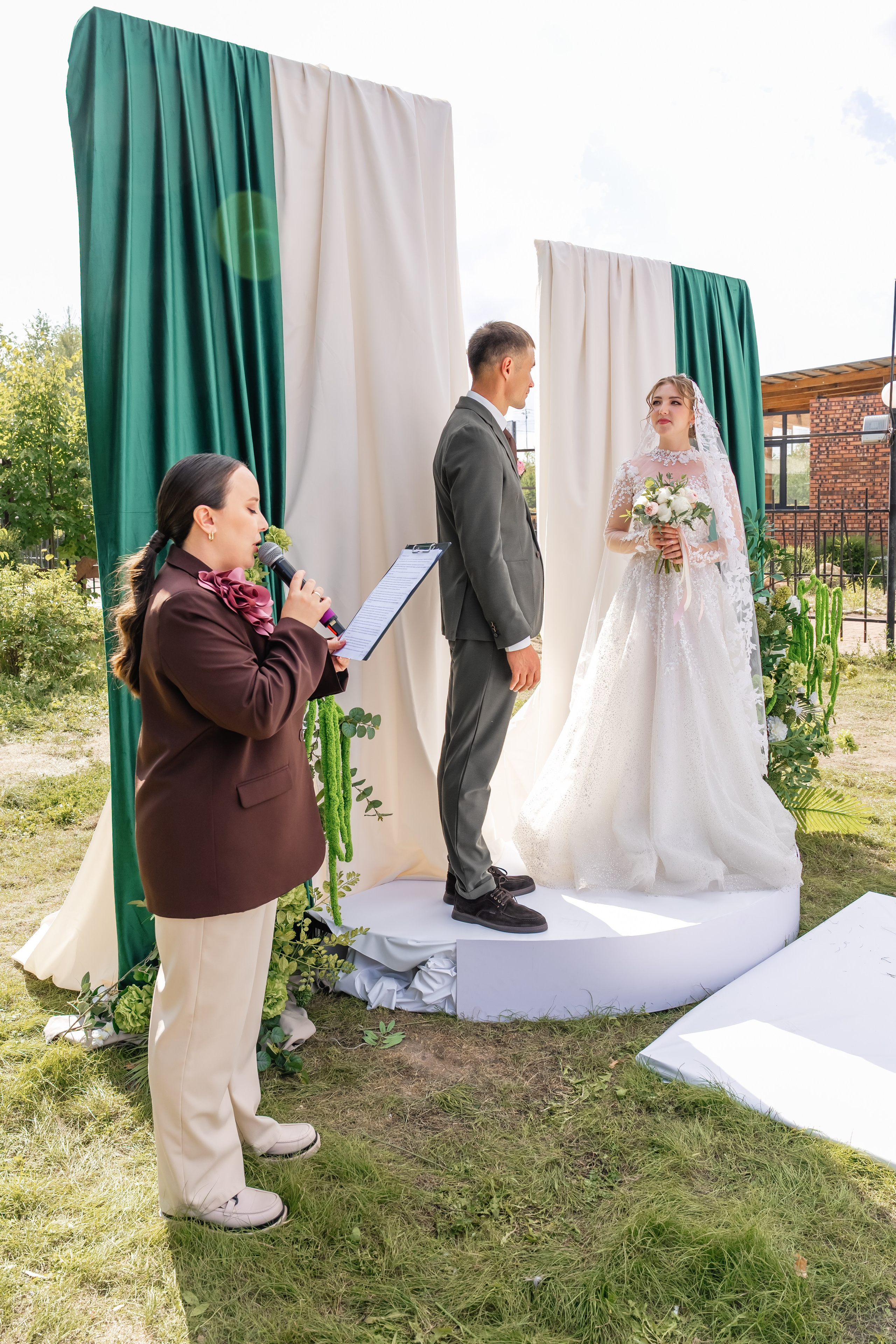 Тимофей и Вероника. Фотограф и видеограф в Улан-Удэ: Аюна Габагуева и Артём Шаханов