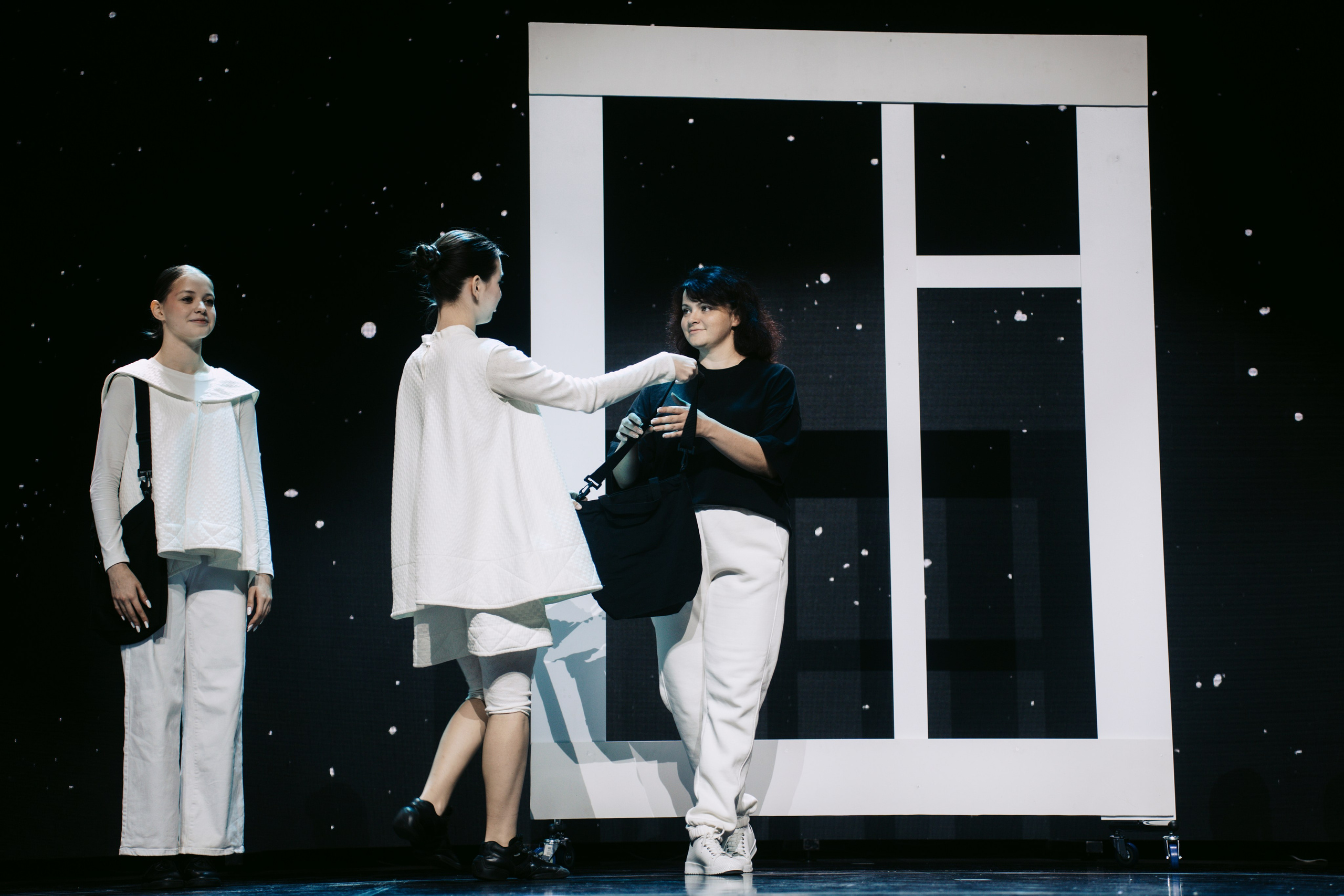 Окно. Главная