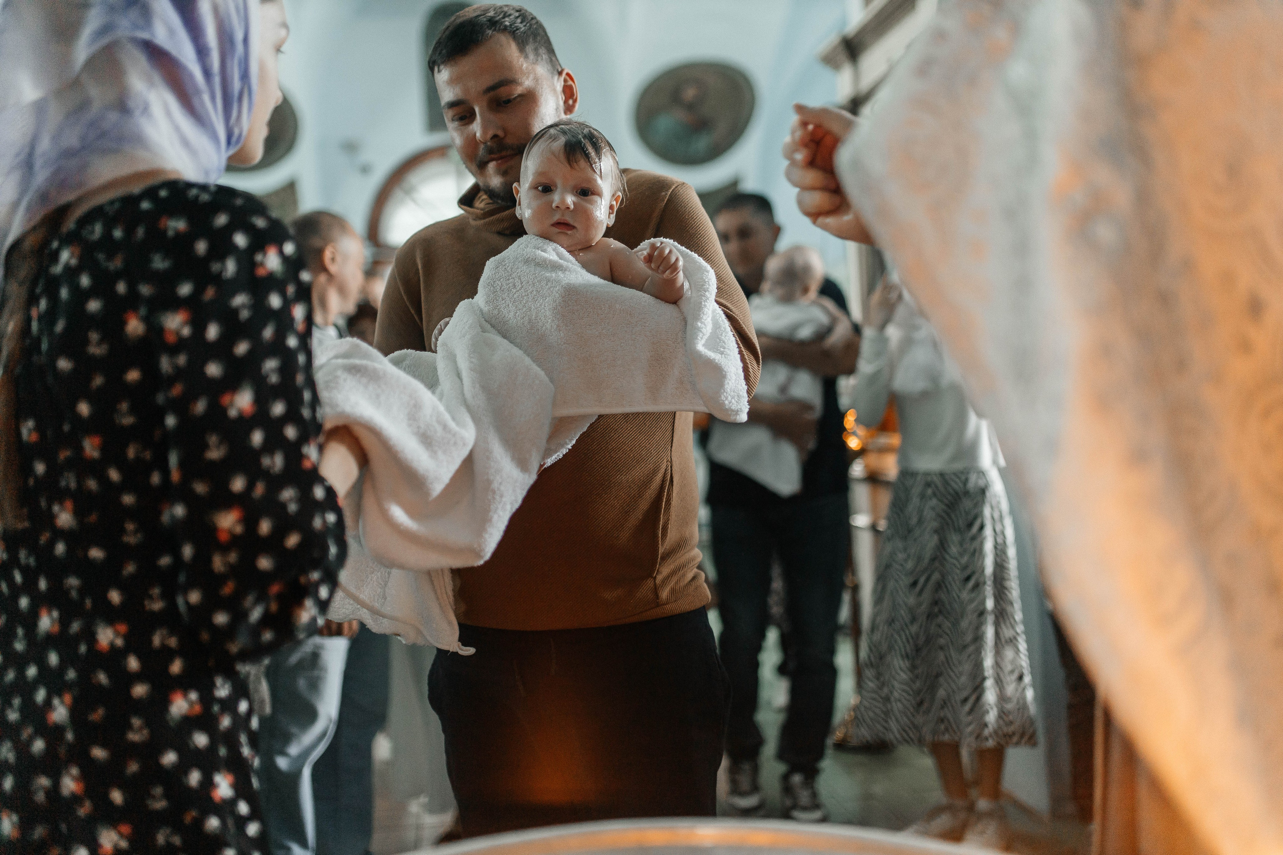 Таинство крещения. Фотограф НИНА ФЕДОРОВА