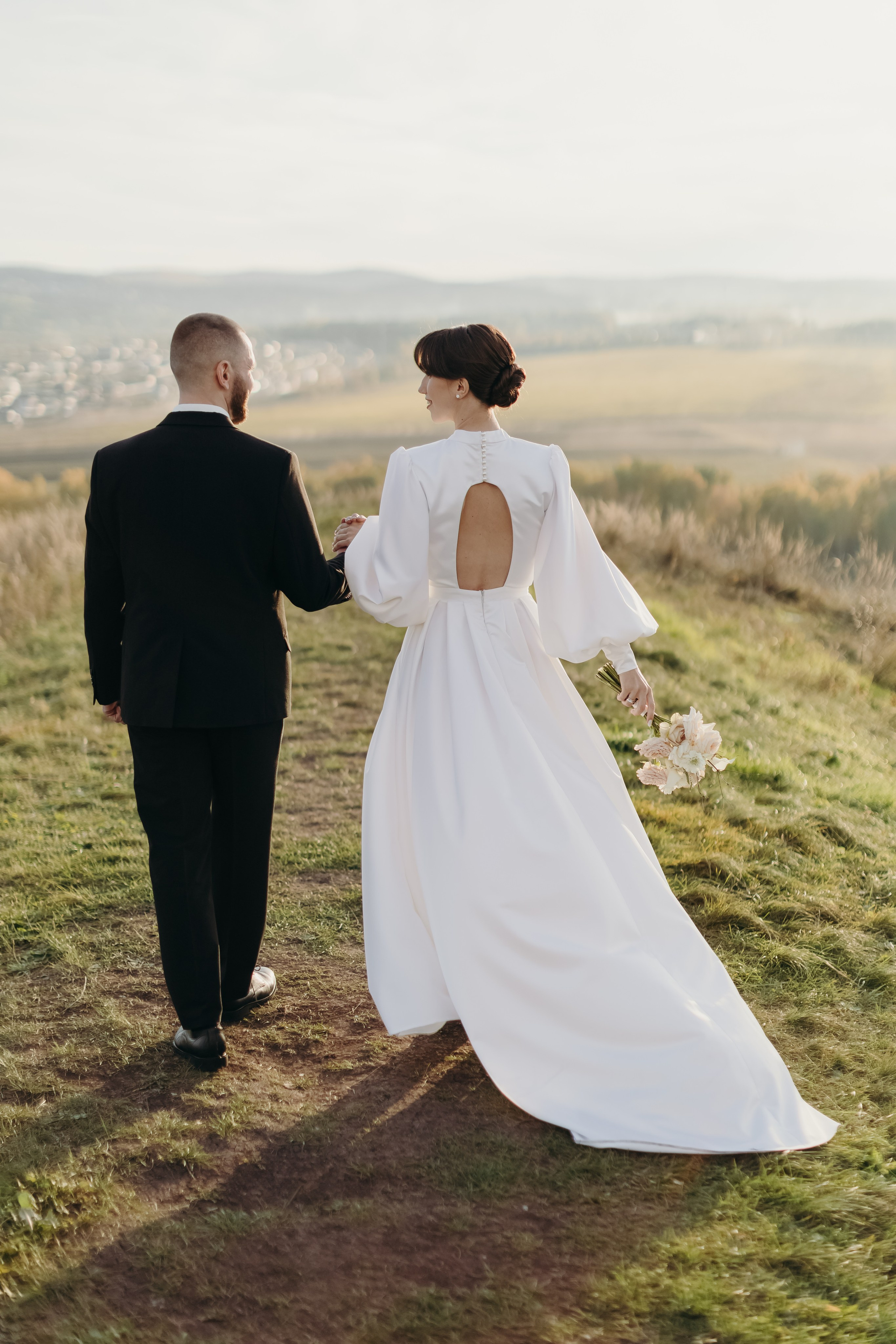 Свадьба для своих в Замке Шамони в Красноярске. Свадебный фотограф-видеограф в Красноярске Евгений Константинопольский