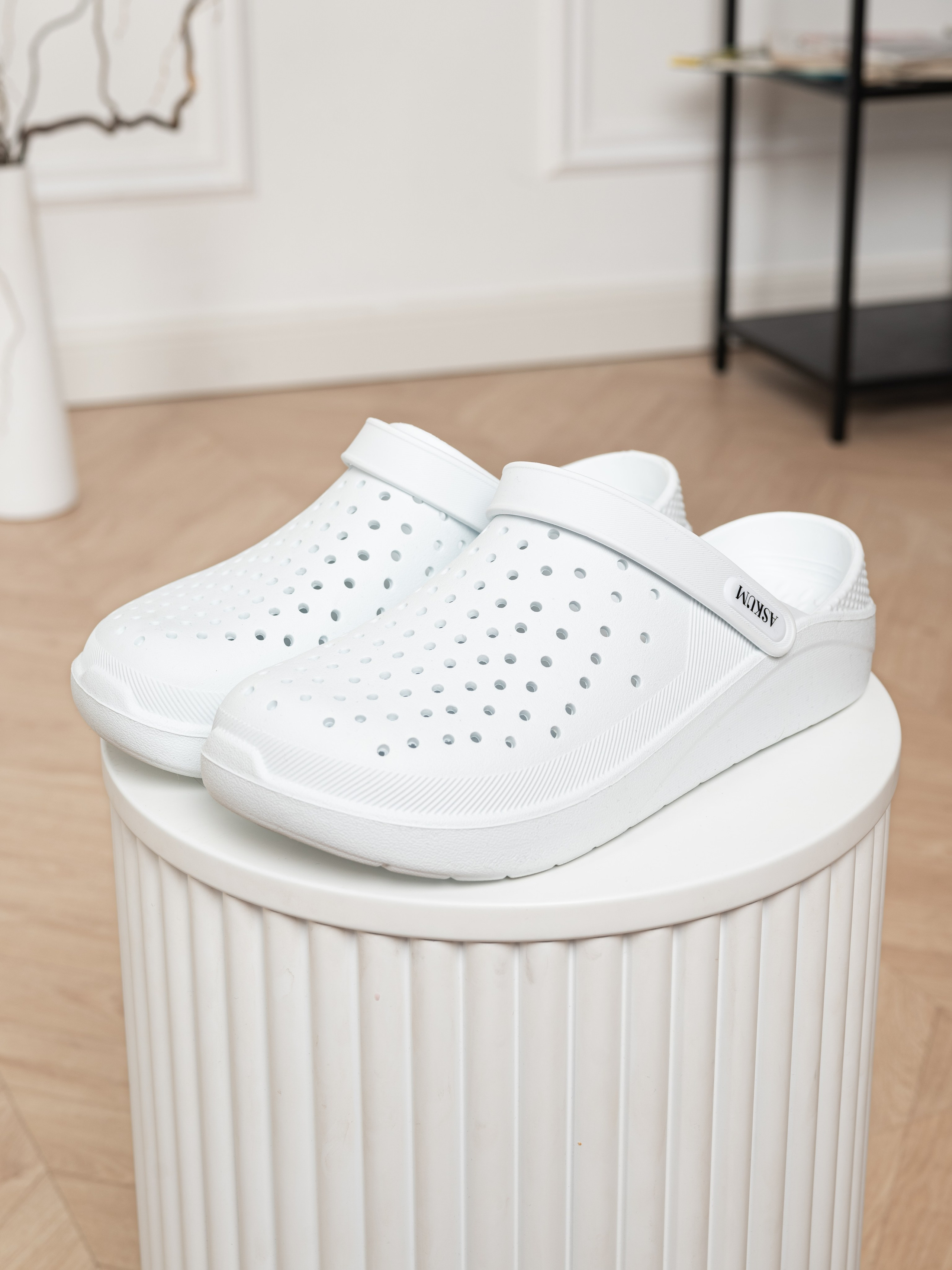 Сабо 2. Предметный фотограф, фото для маркетплейсов Пятигорск, КМВ