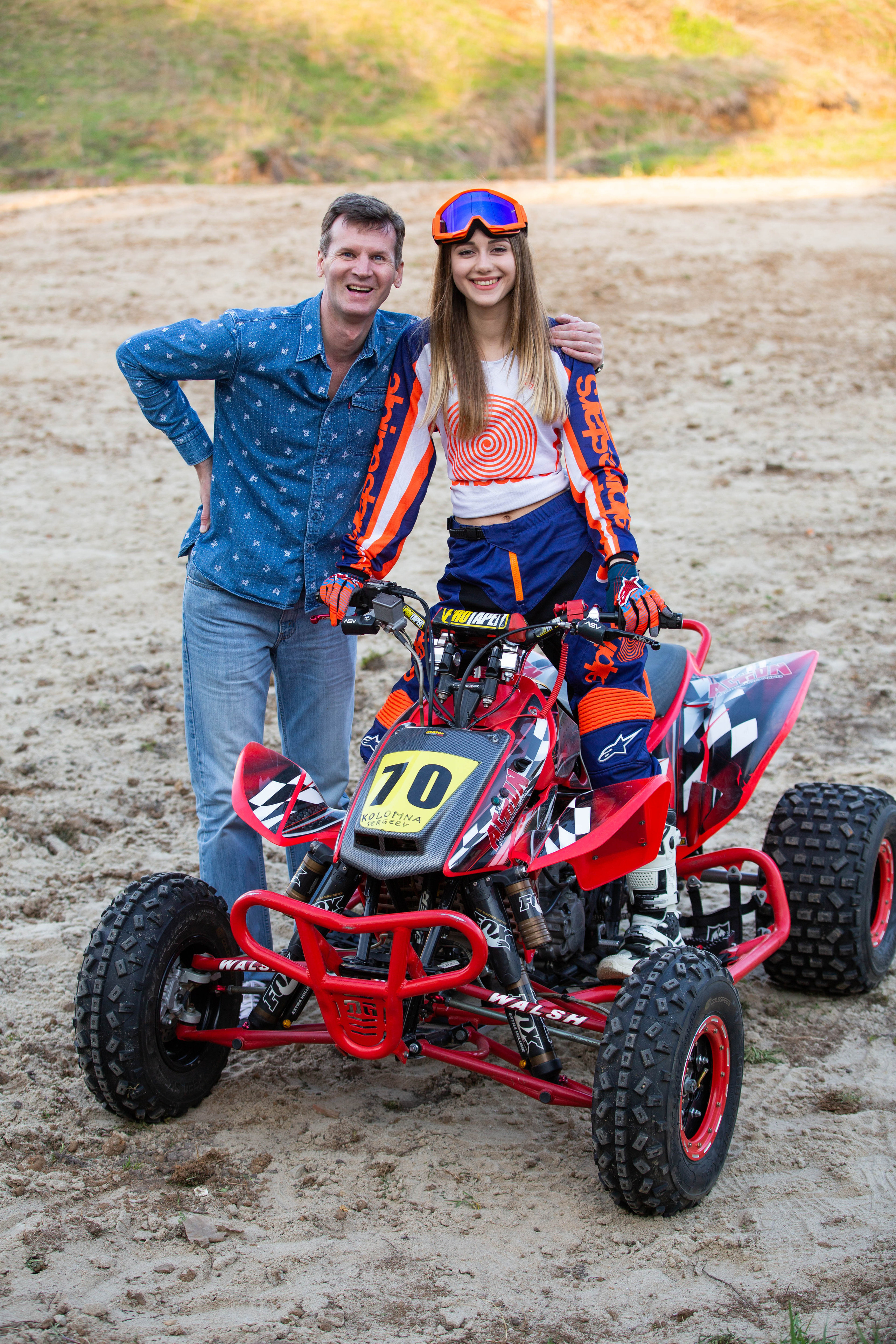 Фотосессии в Коломне и московской области. Выпускные фотоальбомы в Коломне. Валерий и Светлана Щавелевы