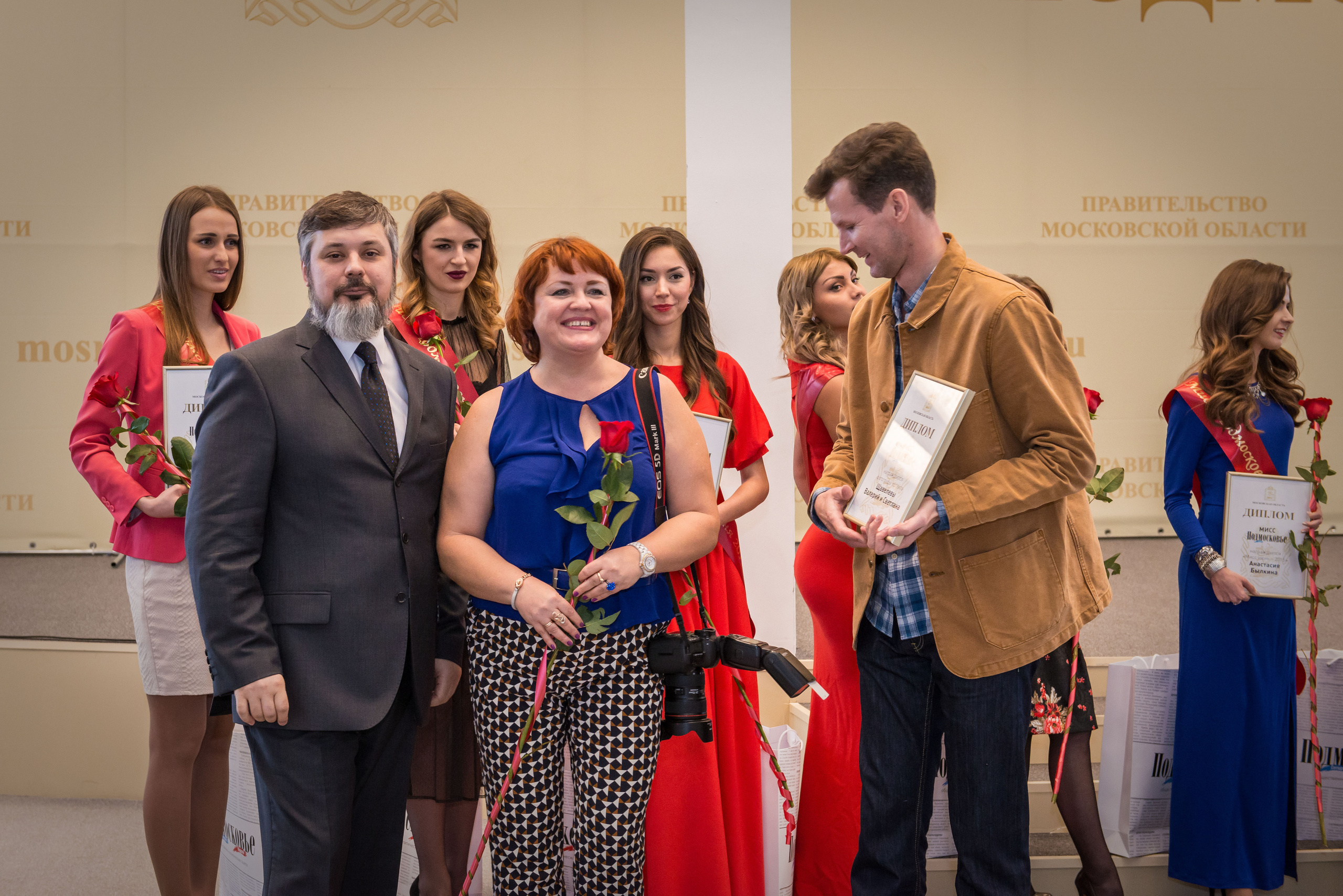 Фотосессии в Коломне и московской области. Выпускные фотоальбомы в Коломне. Валерий и Светлана Щавелевы