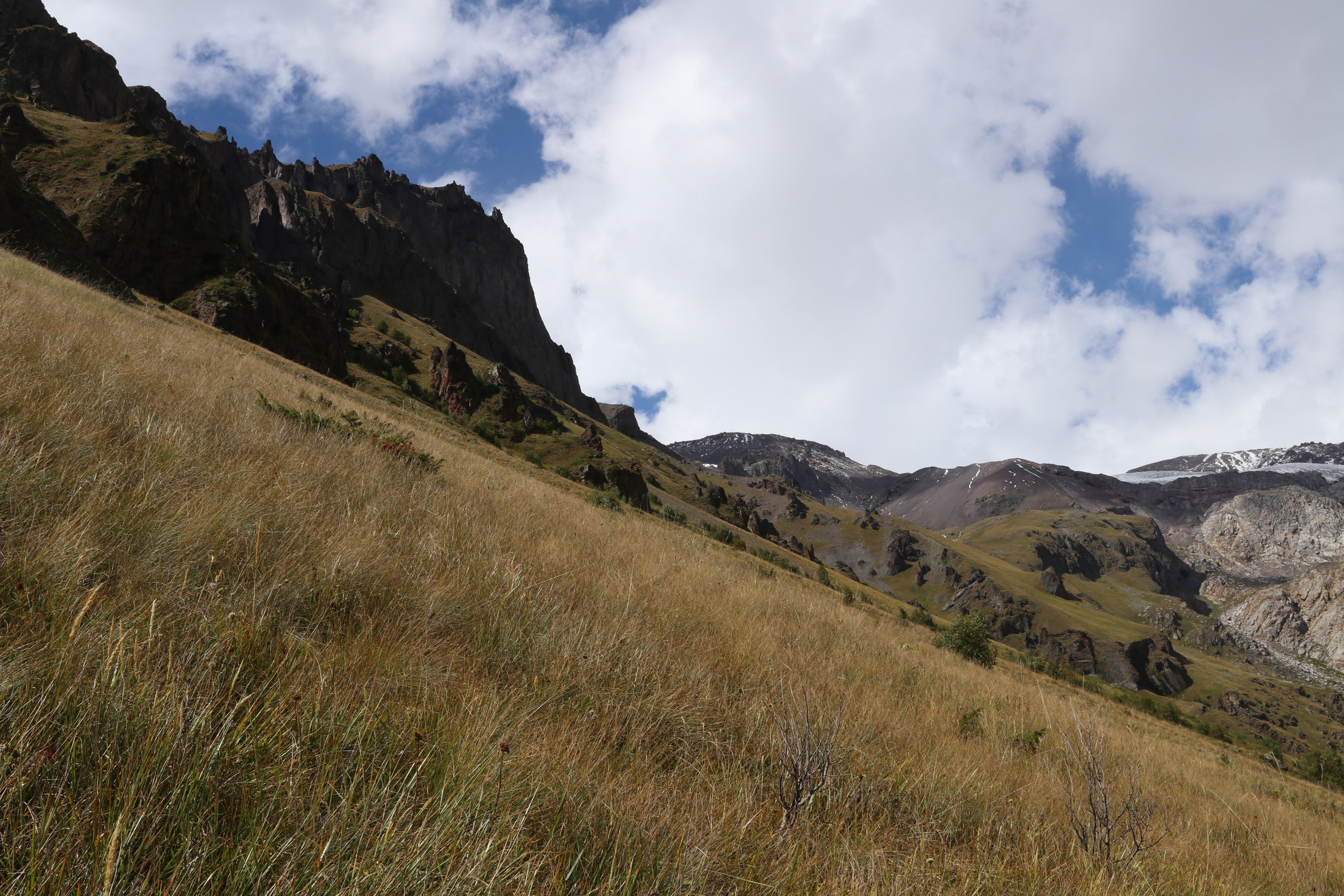 Приэльбрусье. Сентябрь 2023. Путешественник-фотограф из Санкт-Петербурга Татьяна Свистулина