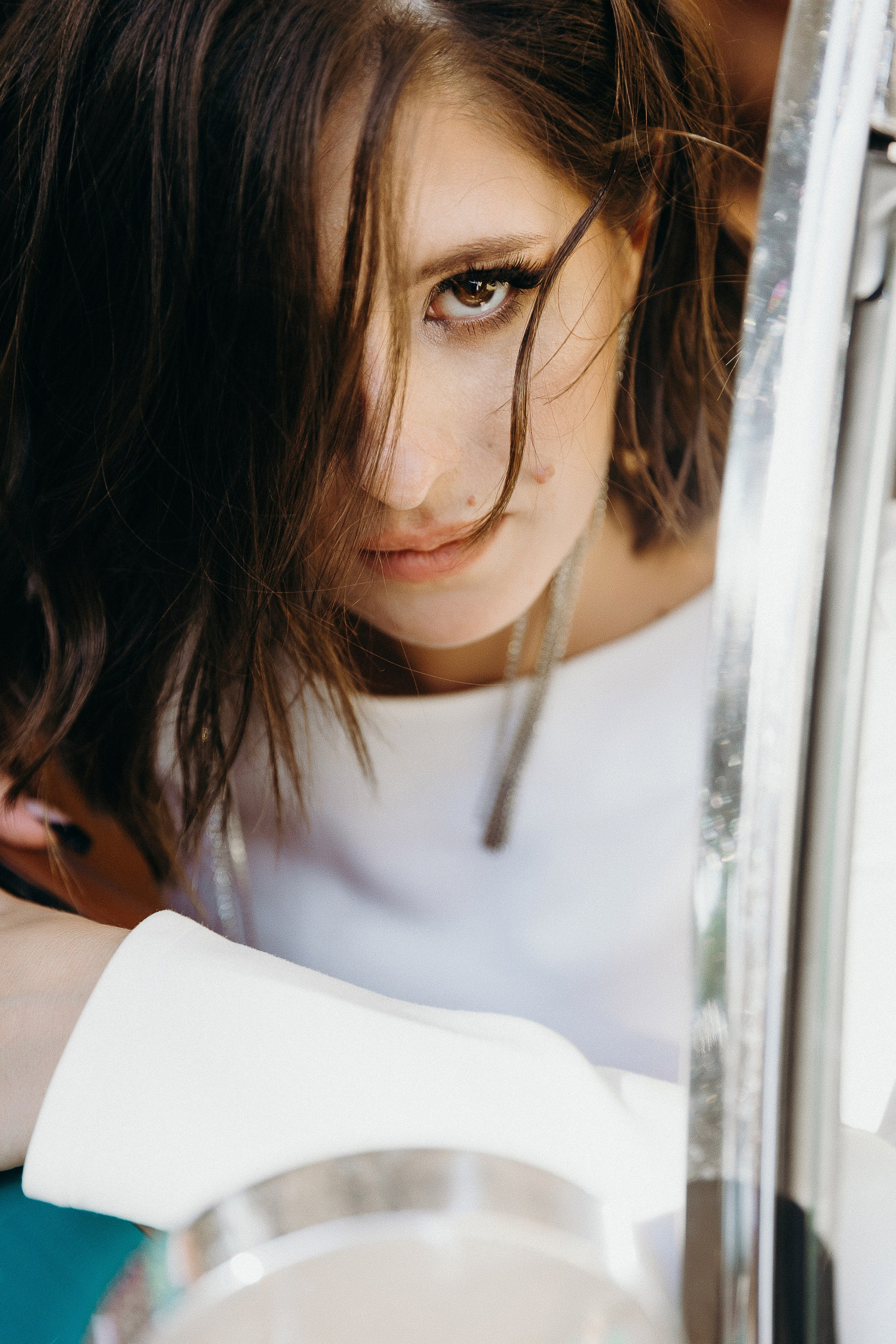 Портрет невесты с карими глазами