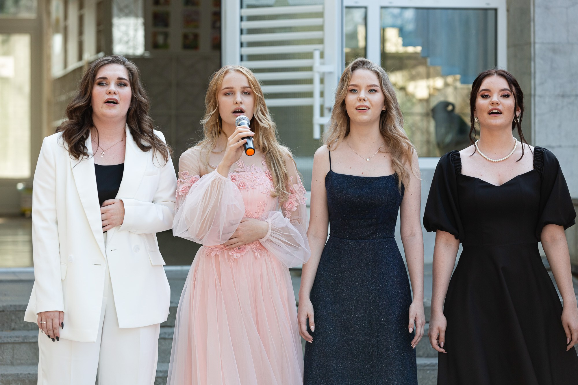 Фотосъёмка выпускного в школе. Свадебный фотограф, фотосъемка в Крыму, Севастополе, Симферополе, Ялте