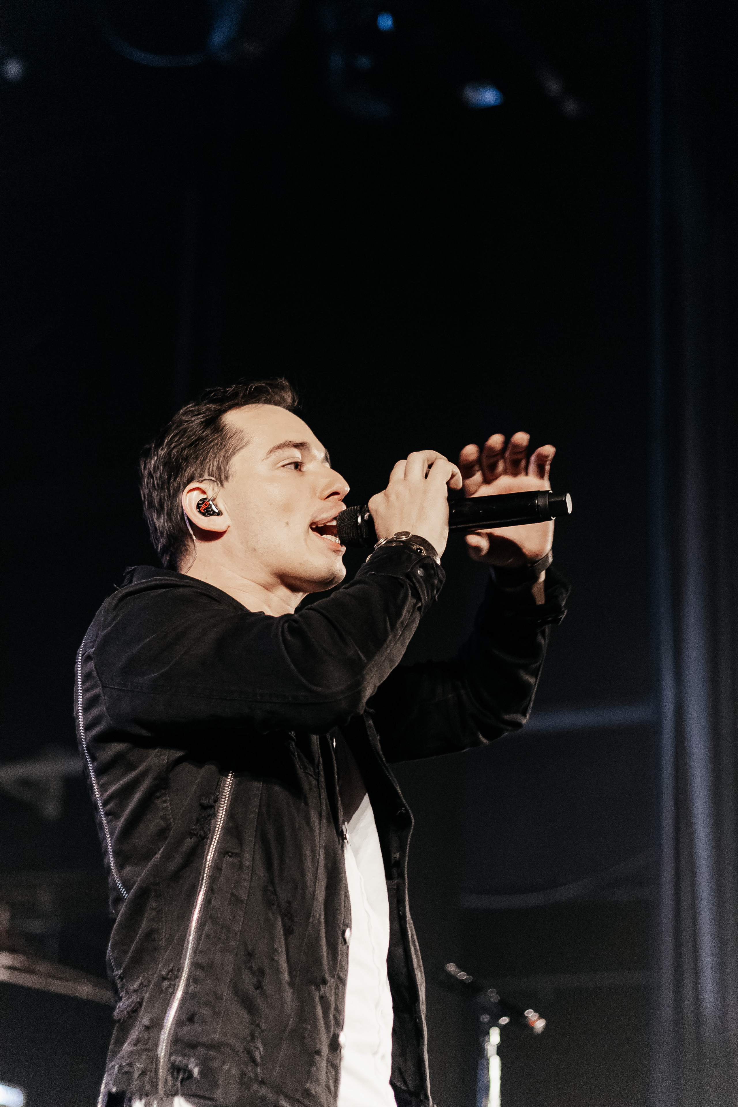 Концерт Газманова младшего. Контент фотограф в Ростове-на-Дону Мардус Павел