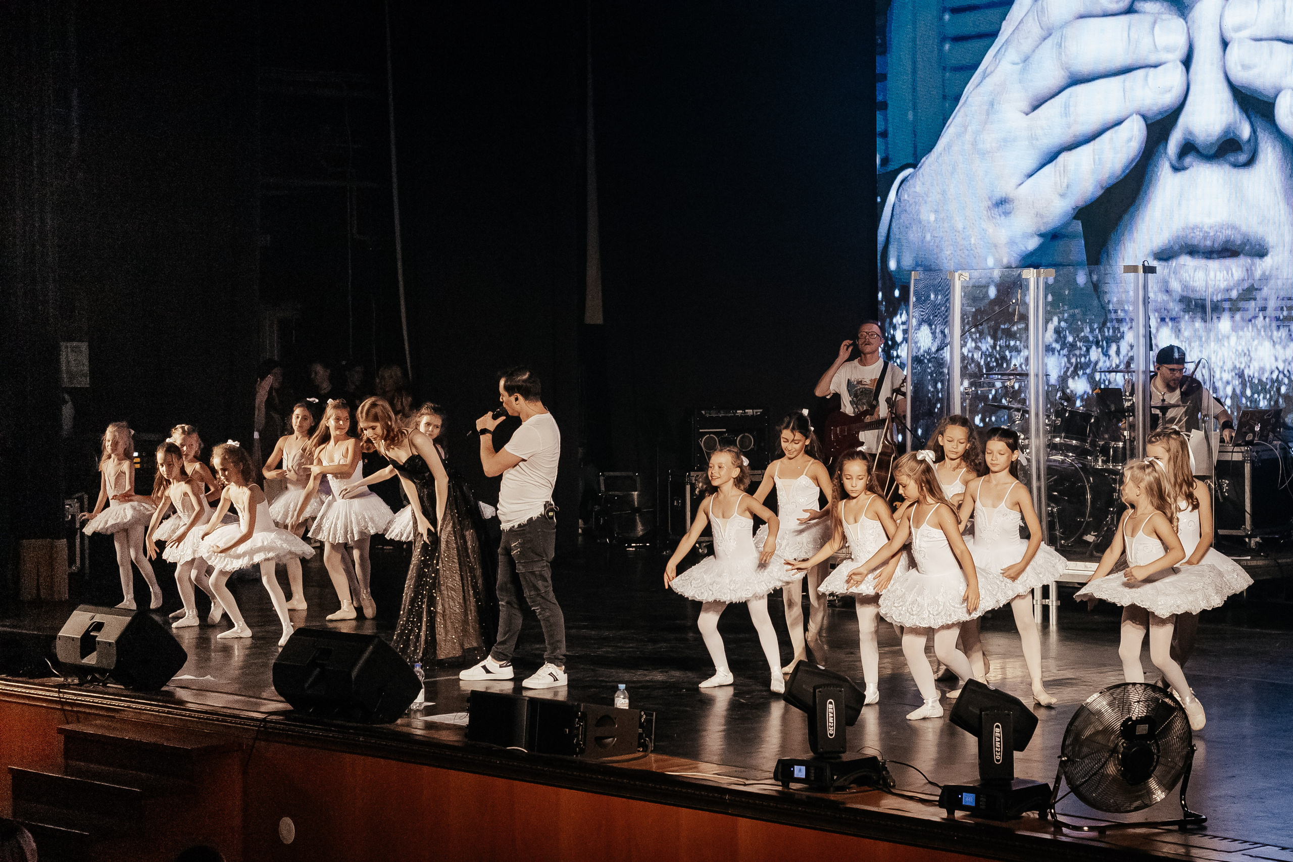 Концерт Газманова младшего. Контент фотограф в Ростове-на-Дону Мардус Павел