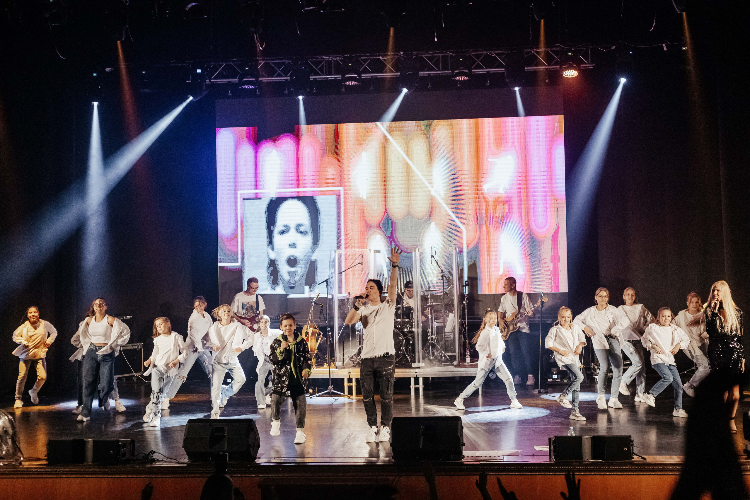 Концерт Газманова младшего. Контент фотограф в Ростове-на-Дону Мардус Павел