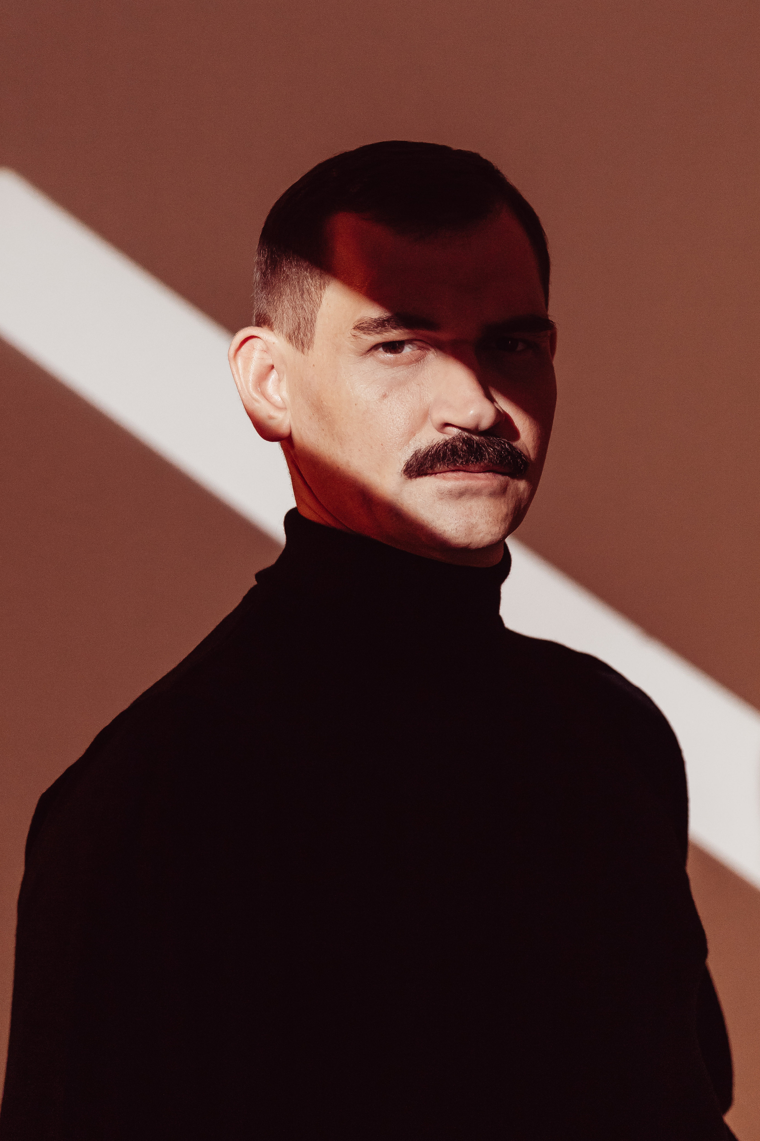 Александр Волженский «Актёр театра и кино». Контент фотограф в Ростове-на-Дону Мардус Павел