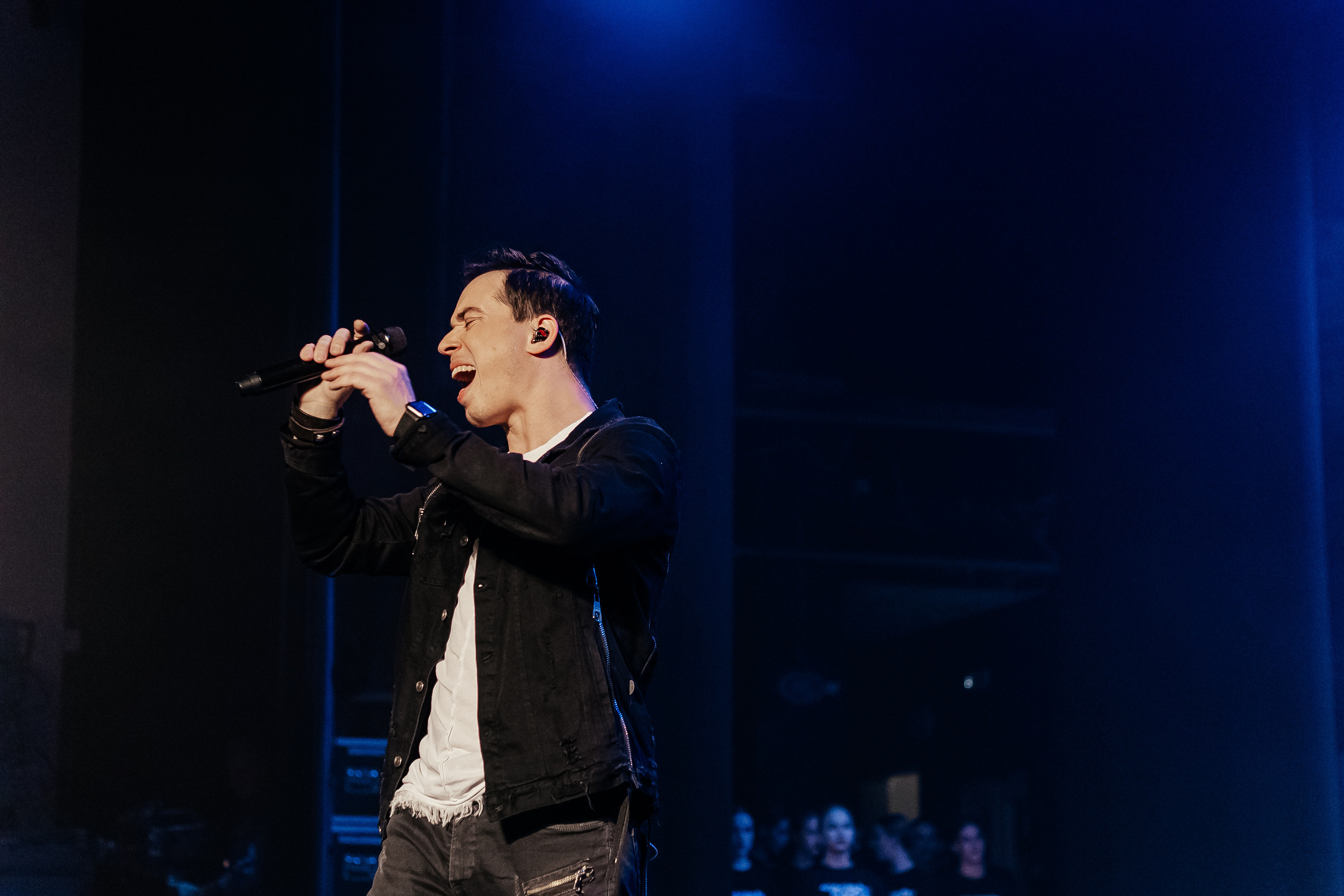 Концерт Газманова младшего. Контент фотограф в Ростове-на-Дону Мардус Павел