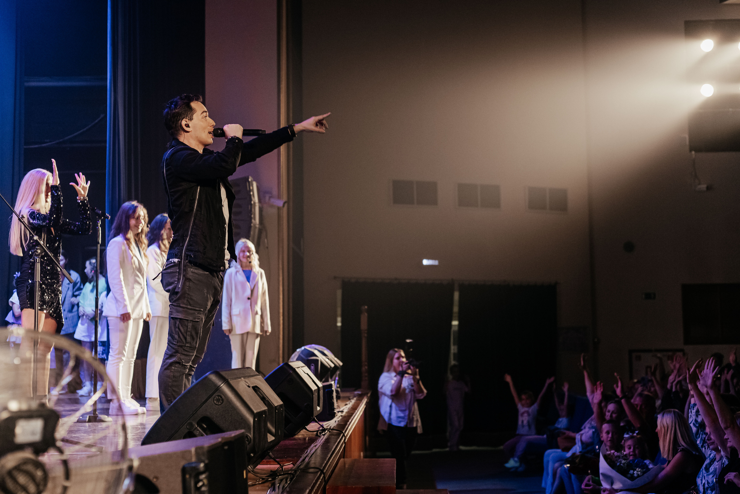 Концерт Газманова младшего. Контент фотограф в Ростове-на-Дону Мардус Павел