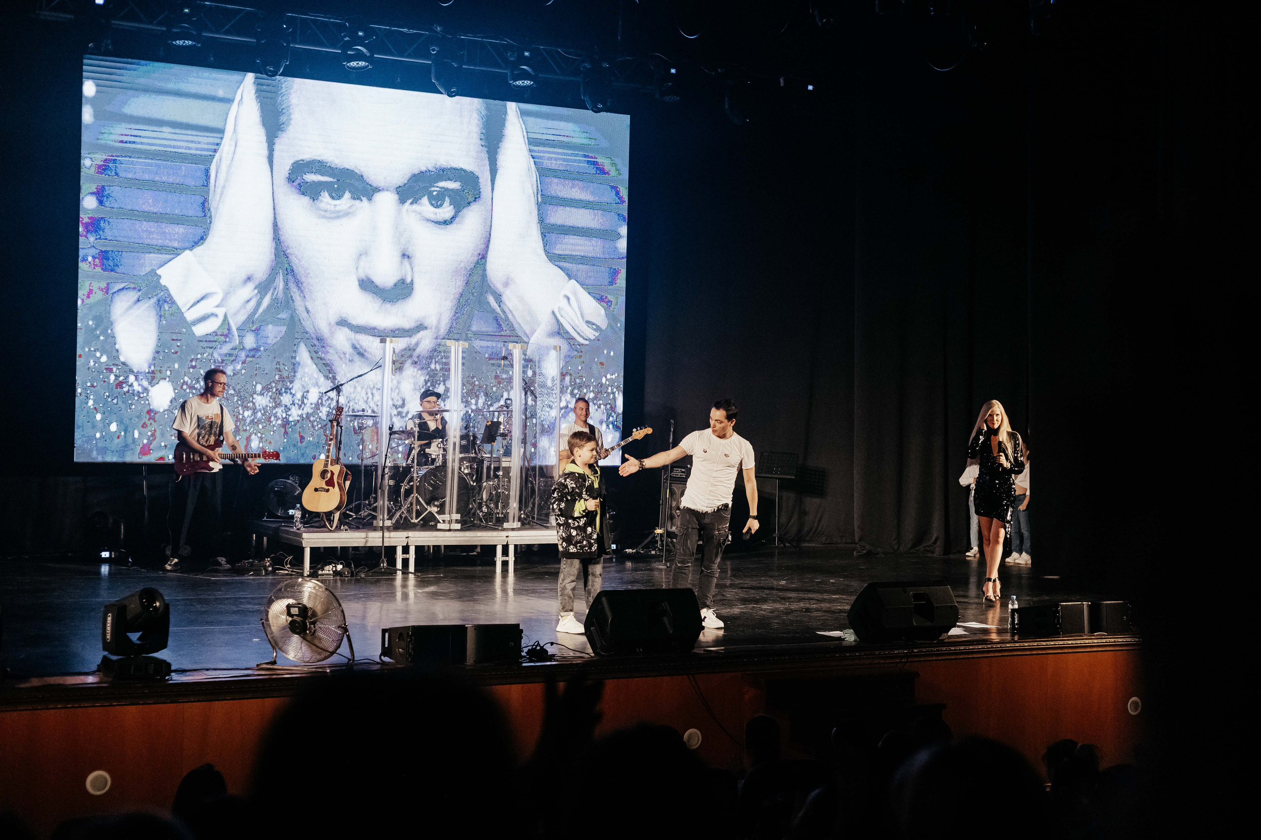 Концерт Газманова младшего. Контент фотограф в Ростове-на-Дону Мардус Павел