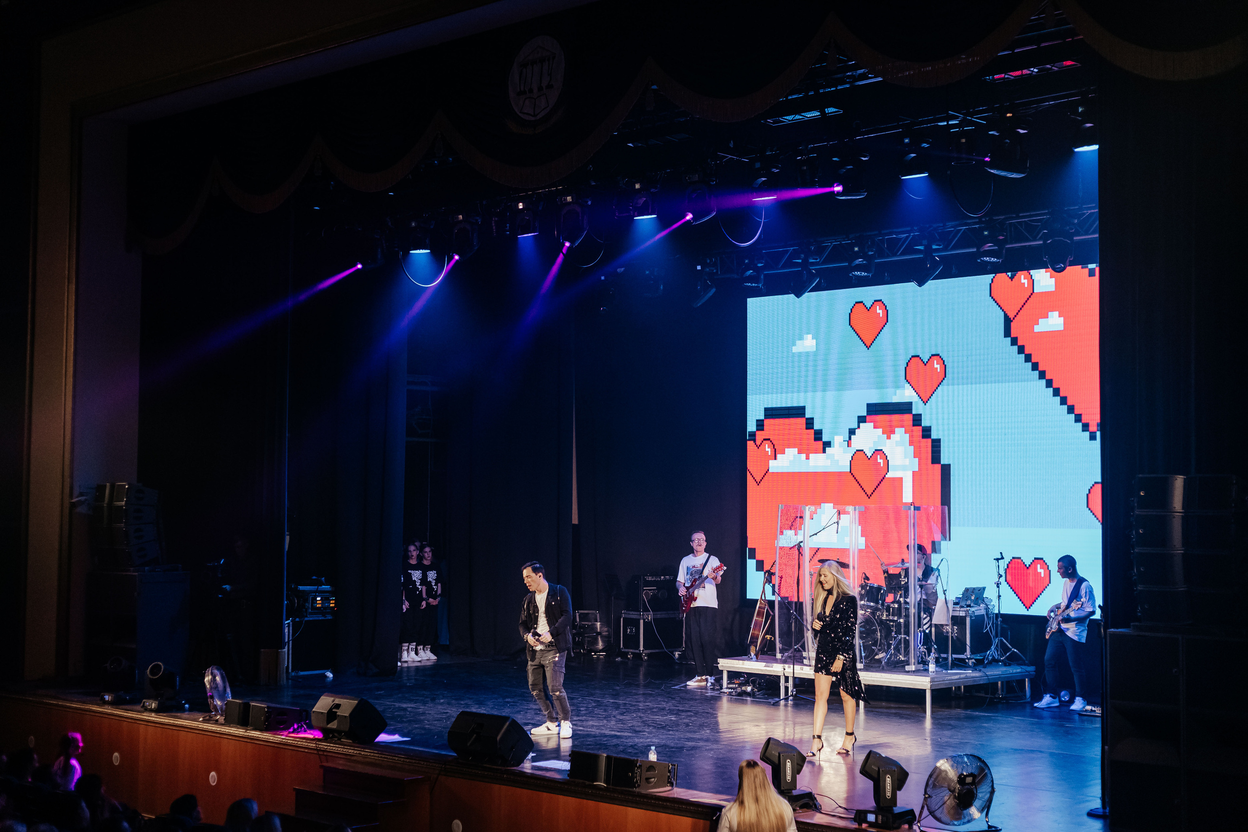 Концерт Газманова младшего. Контент фотограф в Ростове-на-Дону Мардус Павел