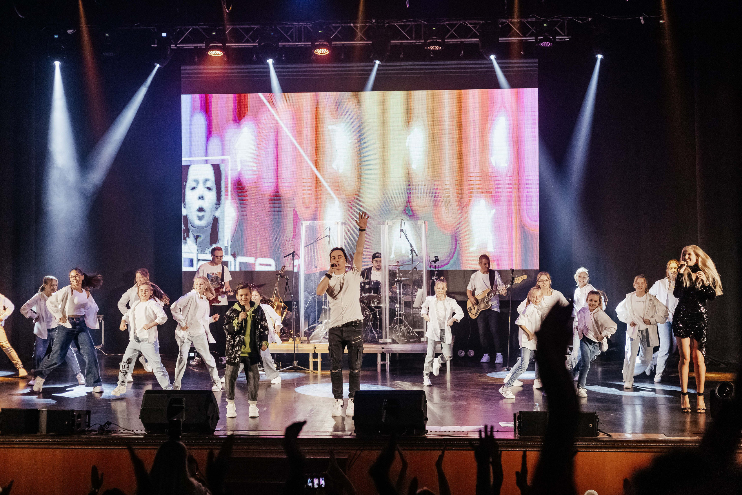 Концерт Газманова младшего. Контент фотограф в Ростове-на-Дону Мардус Павел