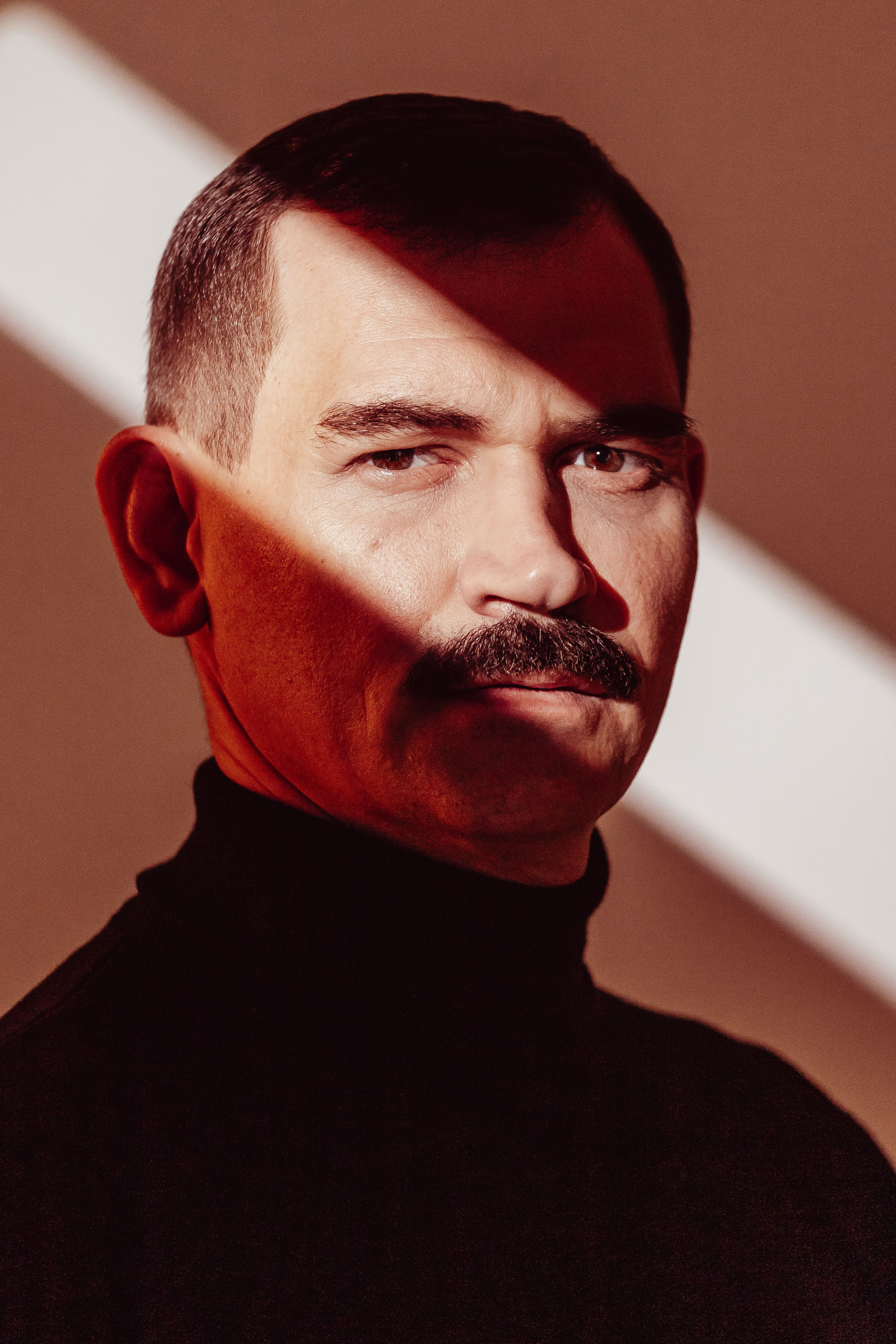 Александр Волженский «Актёр театра и кино». Контент фотограф в Ростове-на-Дону Мардус Павел