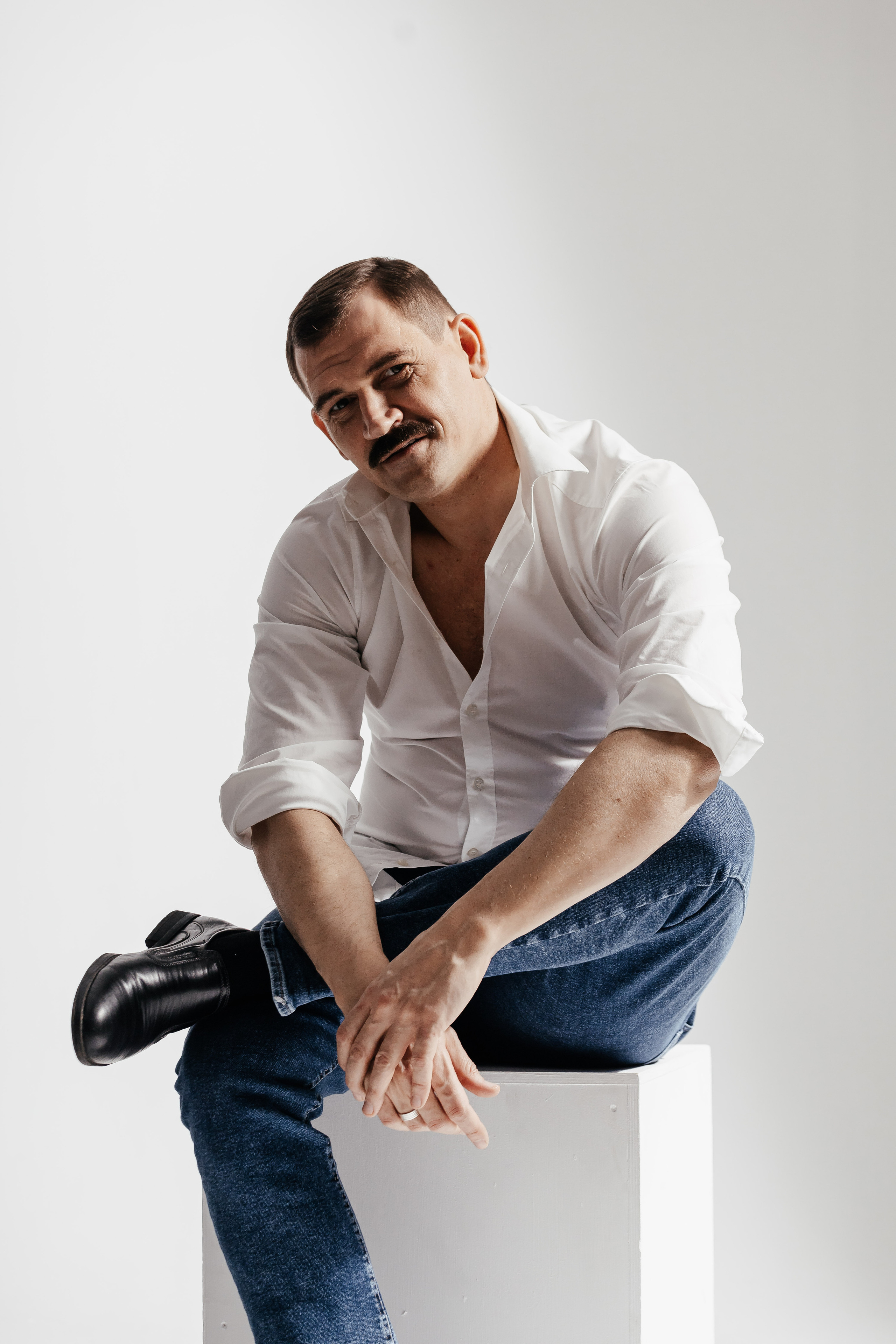 Александр Волженский «Актёр театра и кино». Контент фотограф в Ростове-на-Дону Мардус Павел