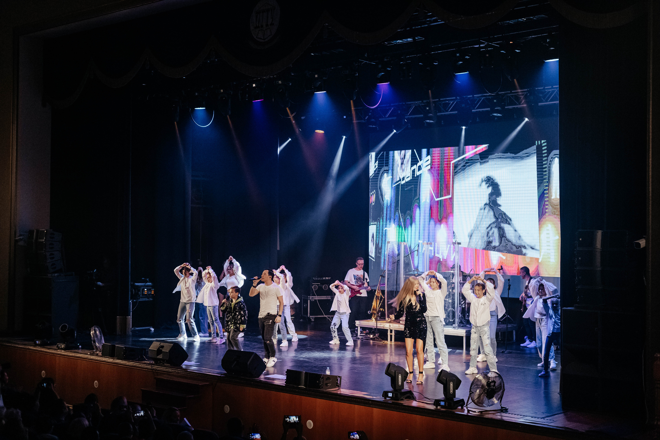 Концерт Газманова младшего. Контент фотограф в Ростове-на-Дону Мардус Павел