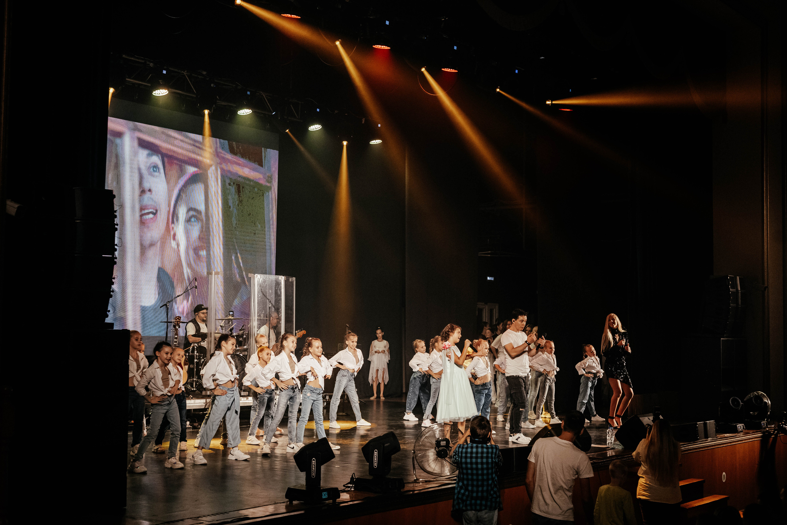 Концерт Газманова младшего. Контент фотограф в Ростове-на-Дону Мардус Павел