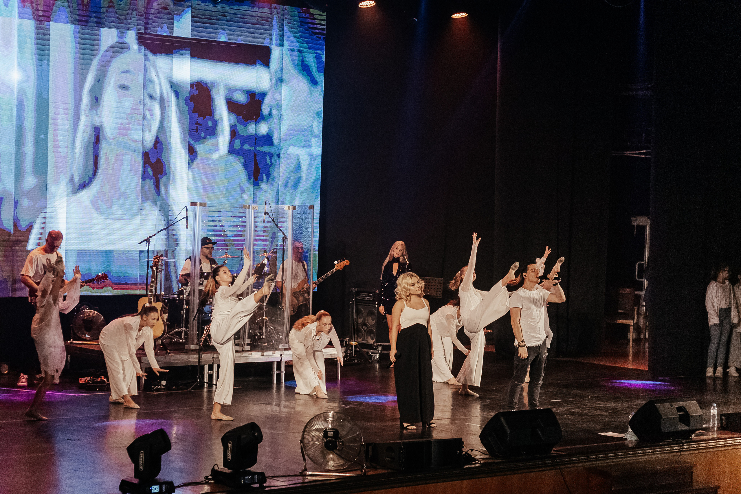 Концерт Газманова младшего. Контент фотограф в Ростове-на-Дону Мардус Павел