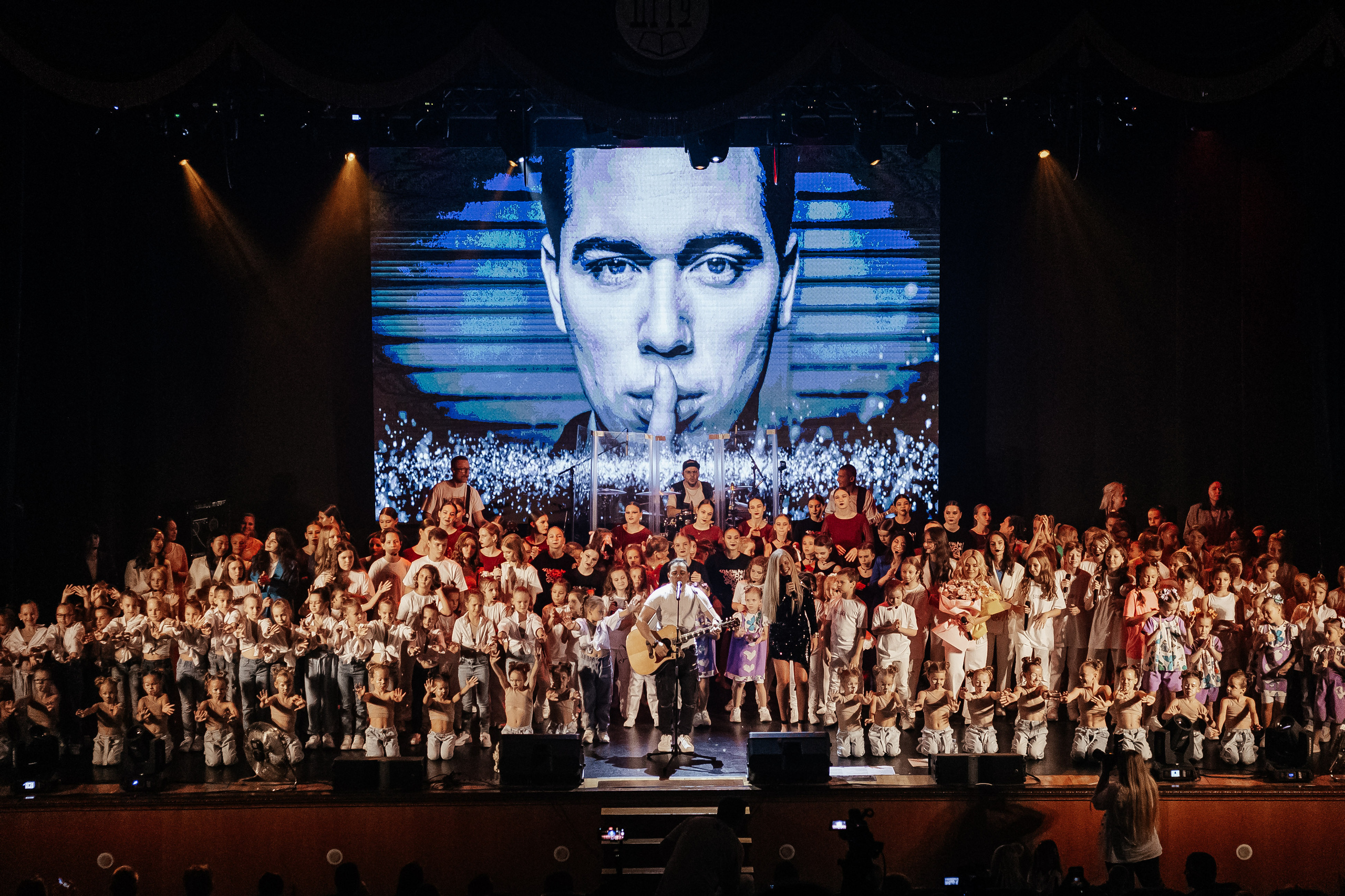Концерт Газманова младшего. Контент фотограф в Ростове-на-Дону Мардус Павел