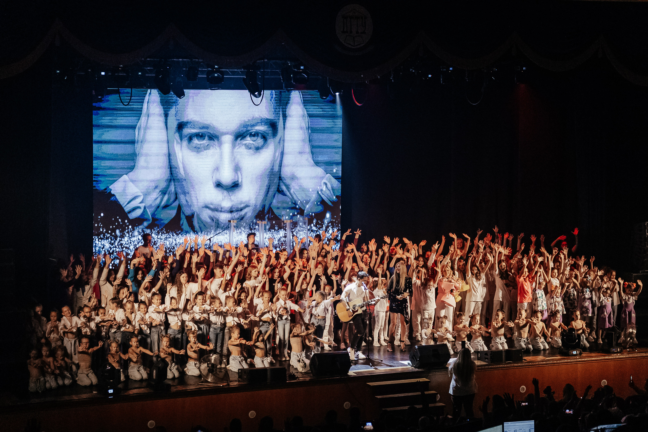 Концерт Газманова младшего. Контент фотограф в Ростове-на-Дону Мардус Павел