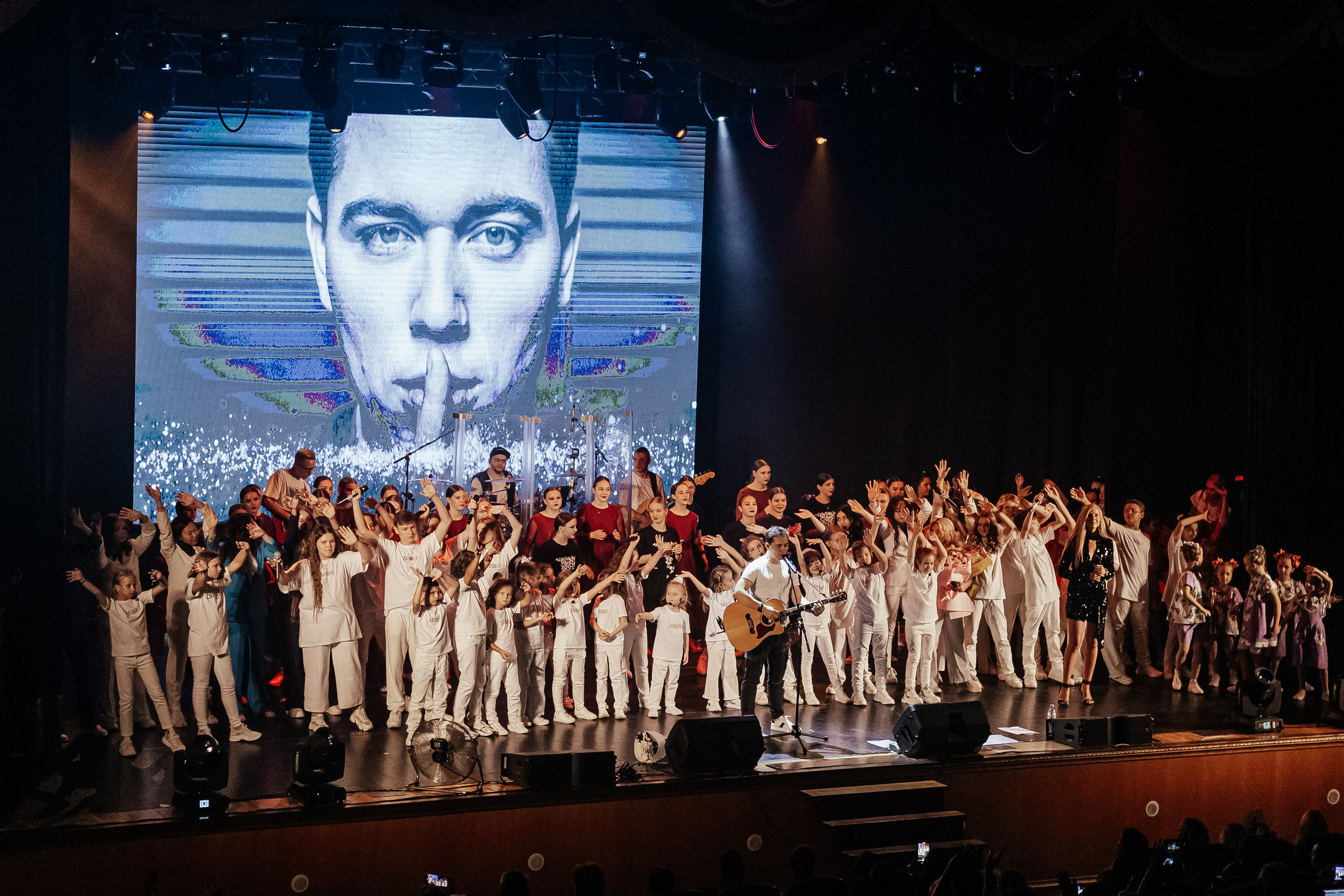 Концерт Газманова младшего. Контент фотограф в Ростове-на-Дону Мардус Павел
