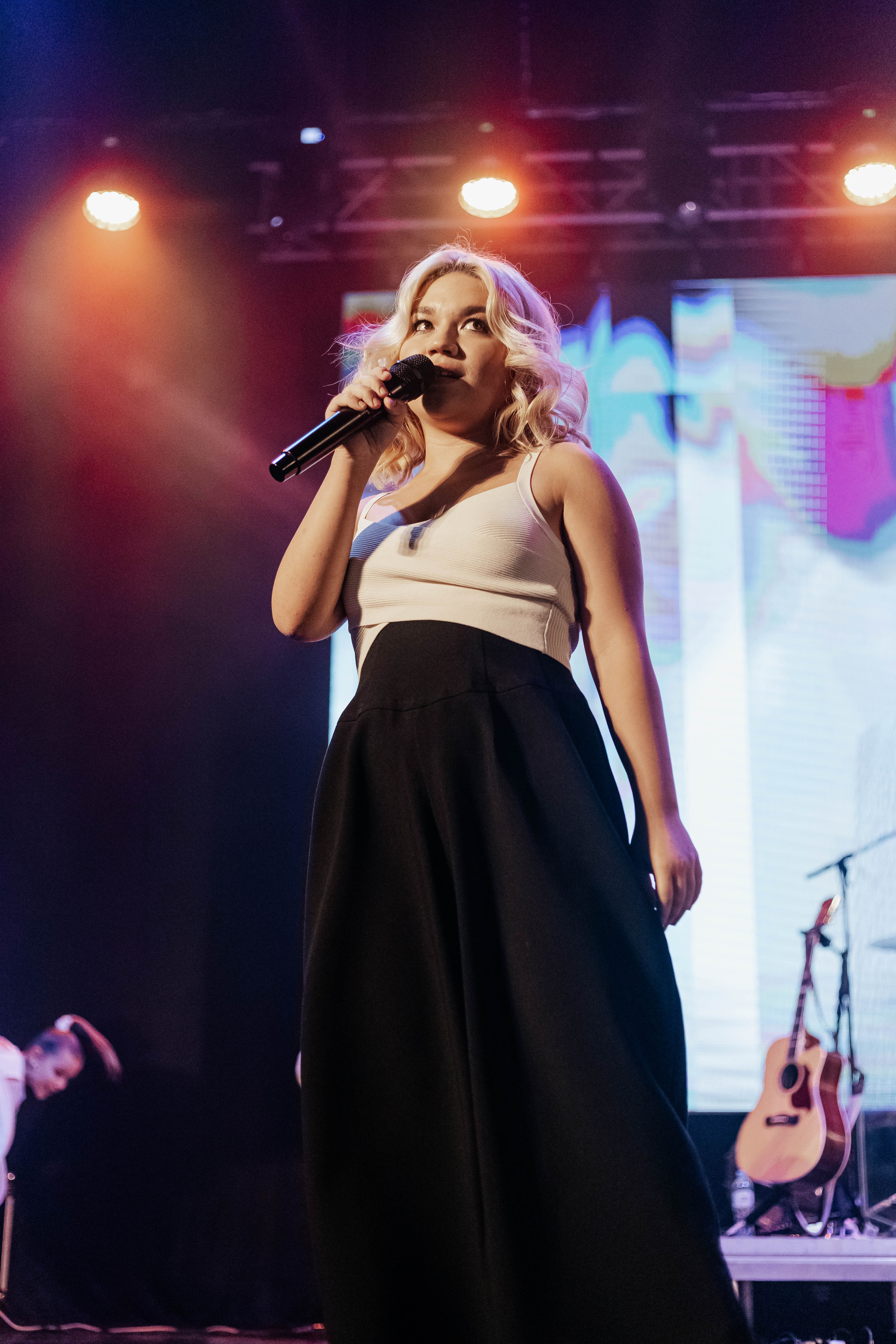 Концерт Газманова младшего. Контент фотограф в Ростове-на-Дону Мардус Павел