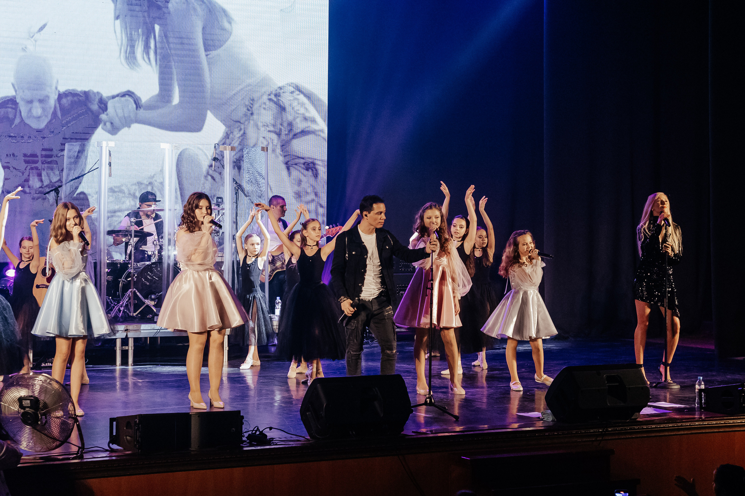 Концерт Газманова младшего. Контент фотограф в Ростове-на-Дону Мардус Павел