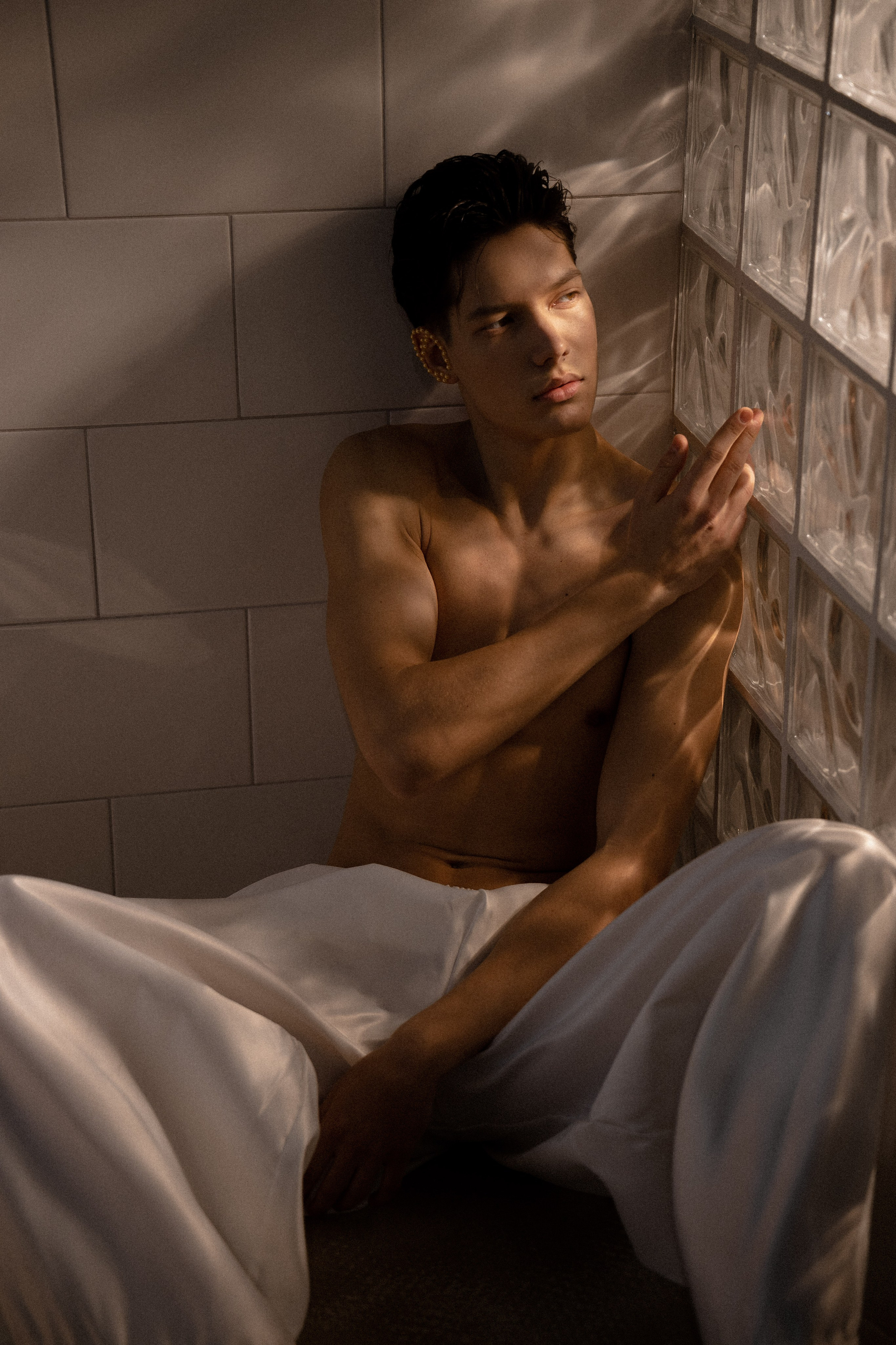 YELLOW. Кто мы?