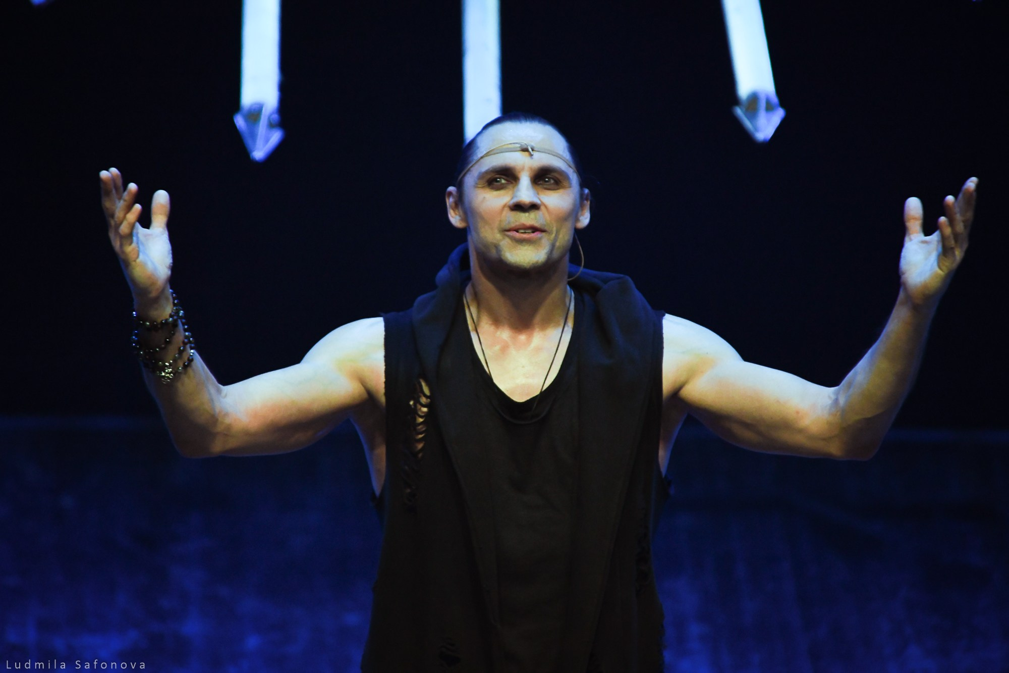 Скорпи-он. Дмитрий Бозин. Театр Виктюка. Lucytheatre